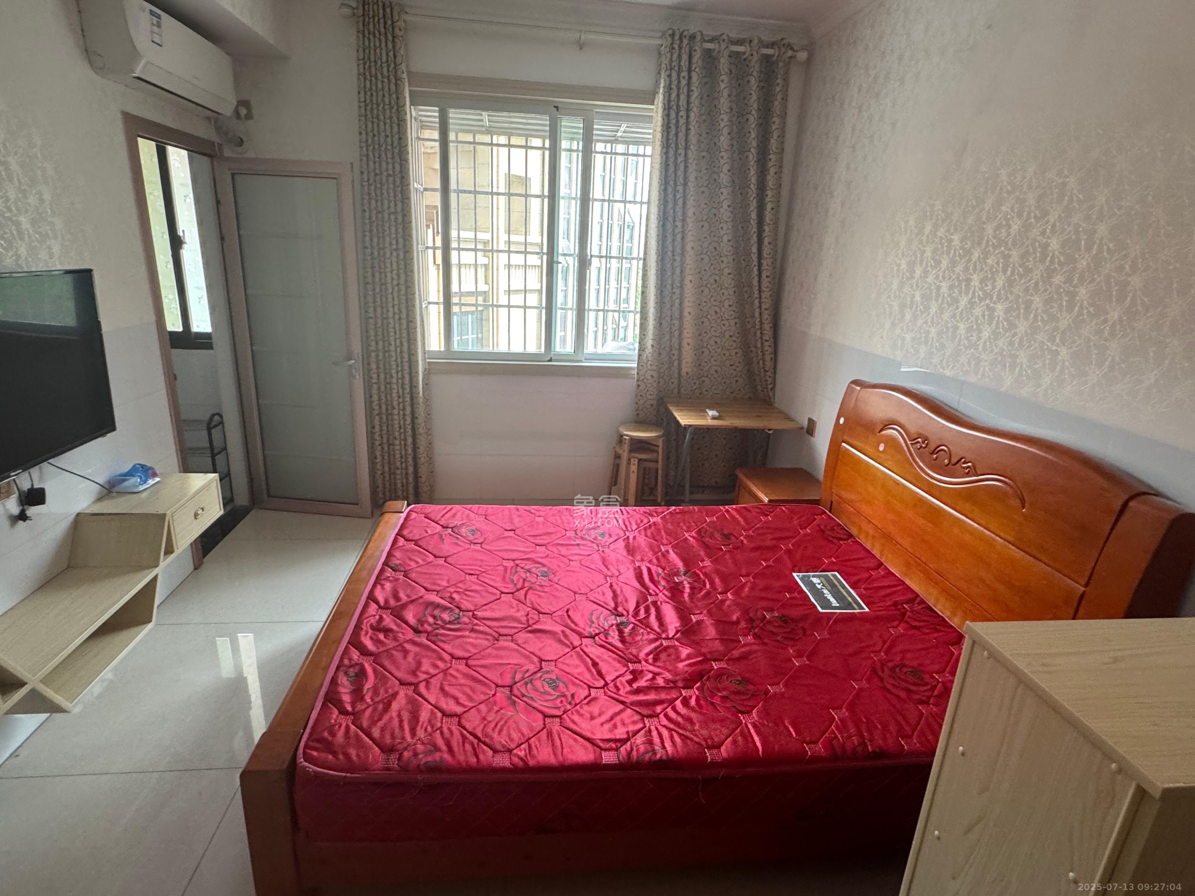 嘉顺苑 1室1厅1卫 1000.0元/月 嘉顺苑 1室1厅1卫 1000.0元/月室内图