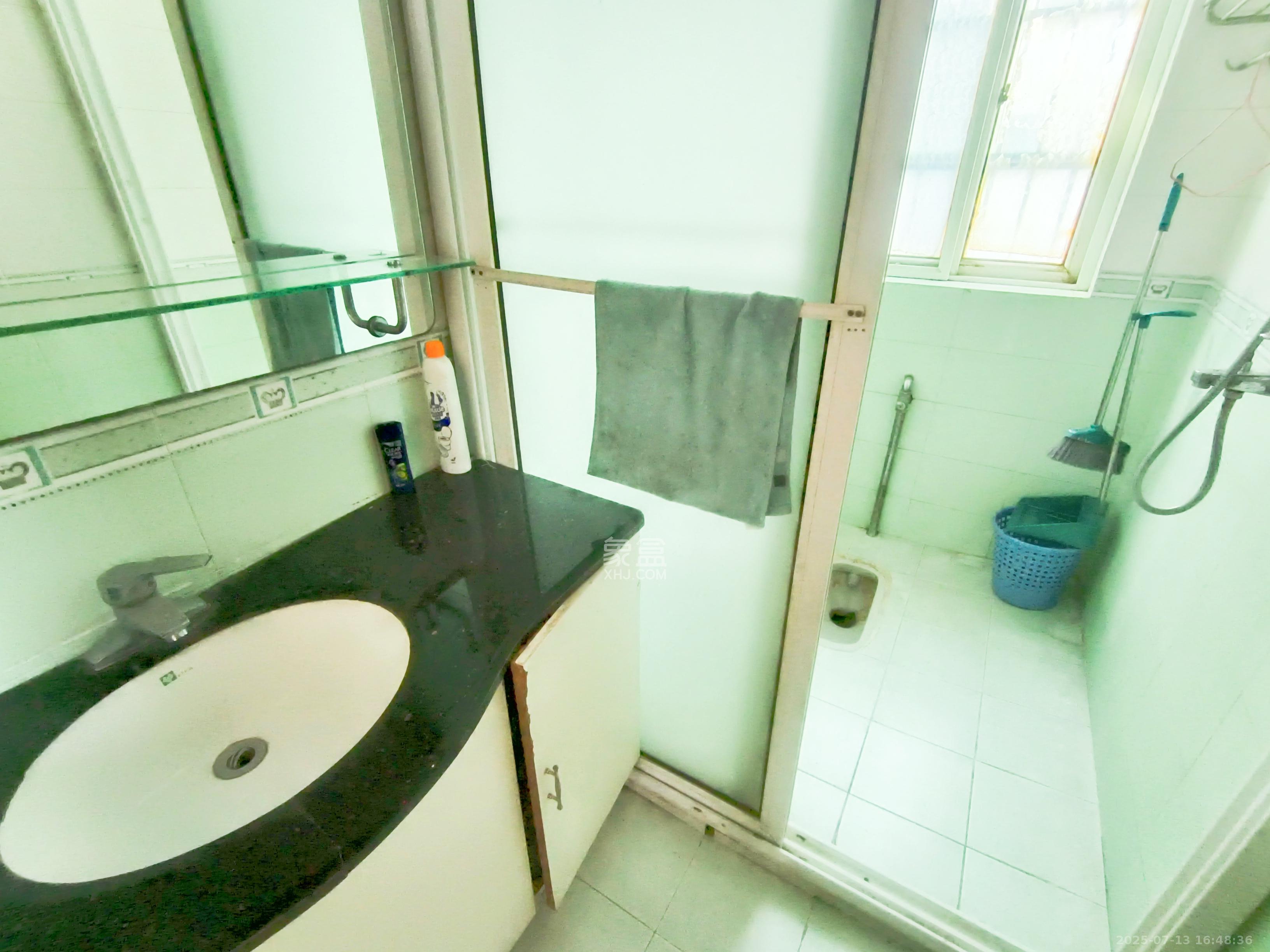 欣胜园  3室2厅2卫    2000.0元/月 欣胜园  3室2厅2卫    2000.0元/月室内图