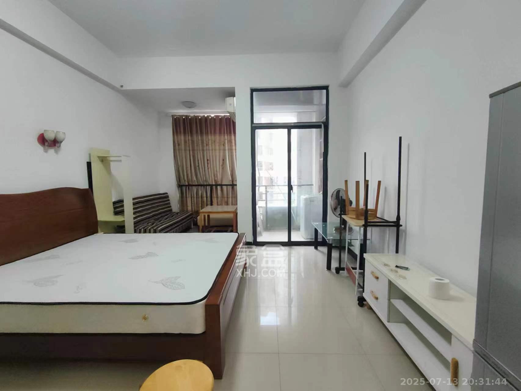 长房时代城  1室1厅1卫    1400.0元/月室内图1