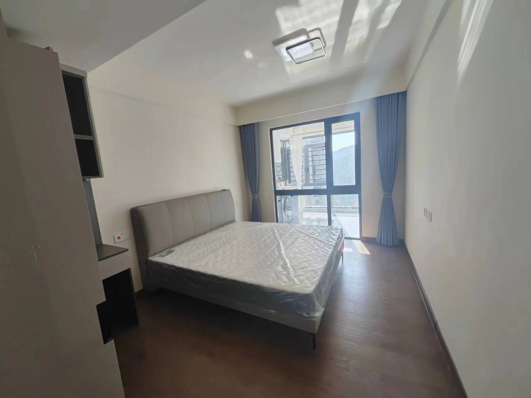 碧桂园翘楚棠 4室2厅2卫 2800.0元/月 碧桂园翘楚棠 4室2厅2卫 2800.0元/月室内图