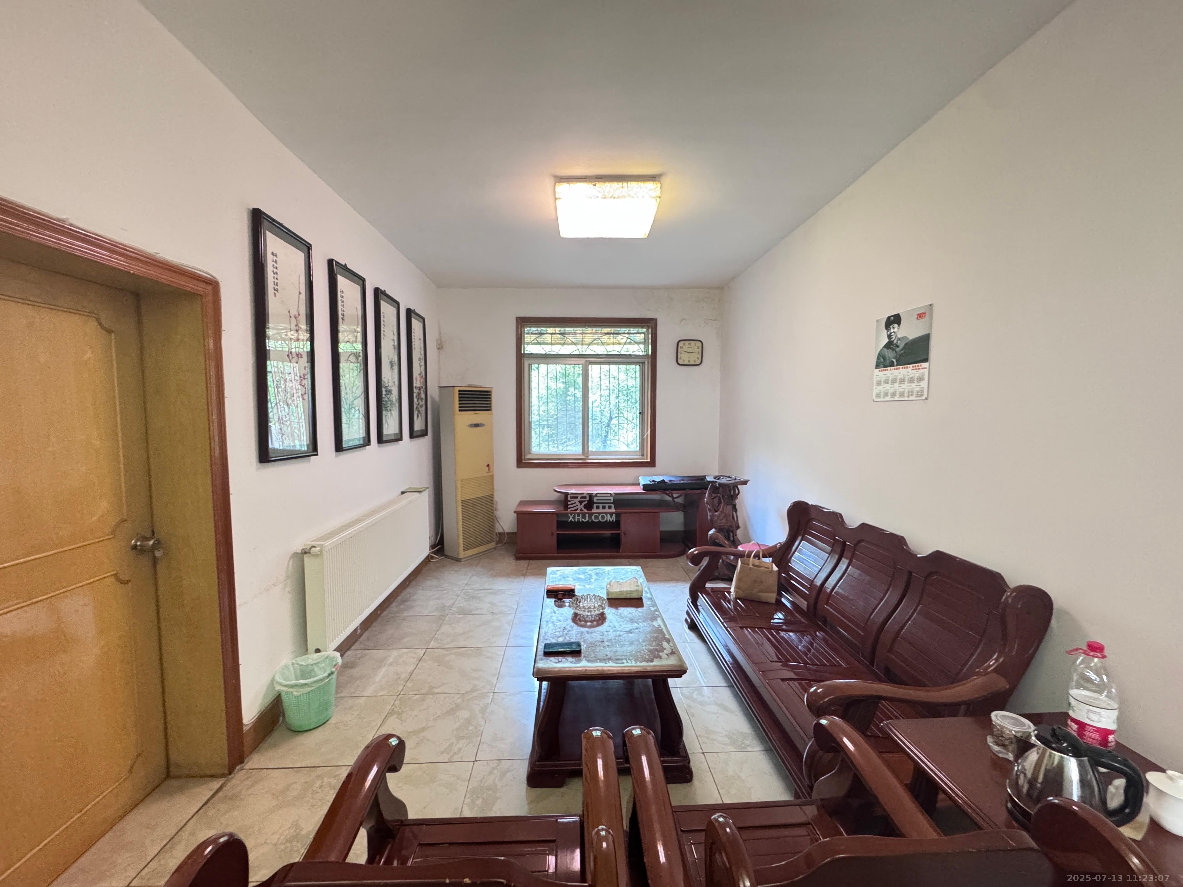 商贸旅游学院教师宿舍  2室2厅1卫    1800.0元/月室内图