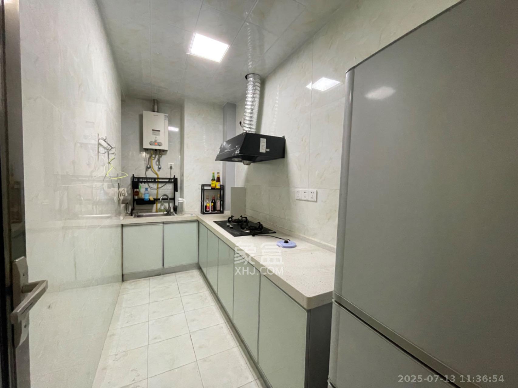 安泰嘉园（湘府邻伴）  3室2厅1卫    2000.0元/月室内图