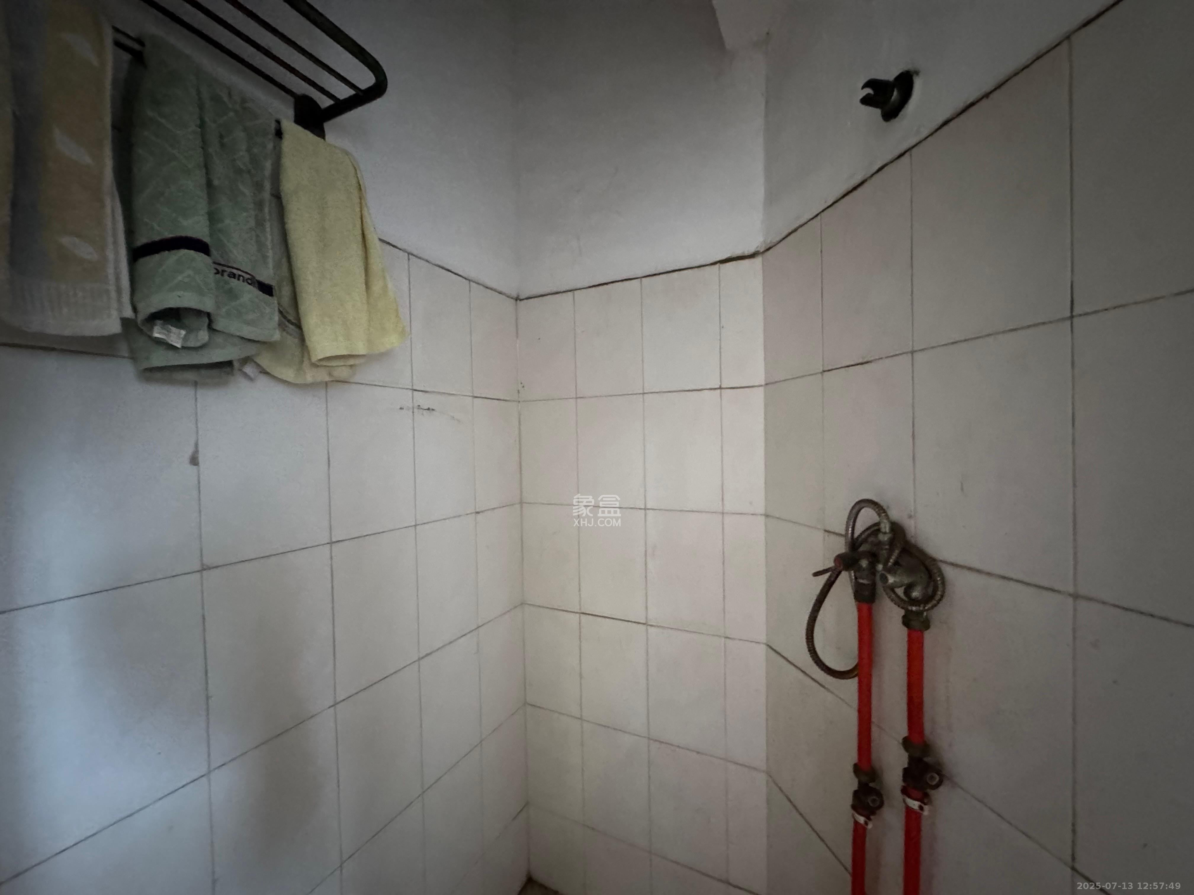 书苑花园(书院花园) 3室2厅1卫 1900.0元/月 书苑花园(书院花园) 3室2厅1卫 1900.0元/月室内图