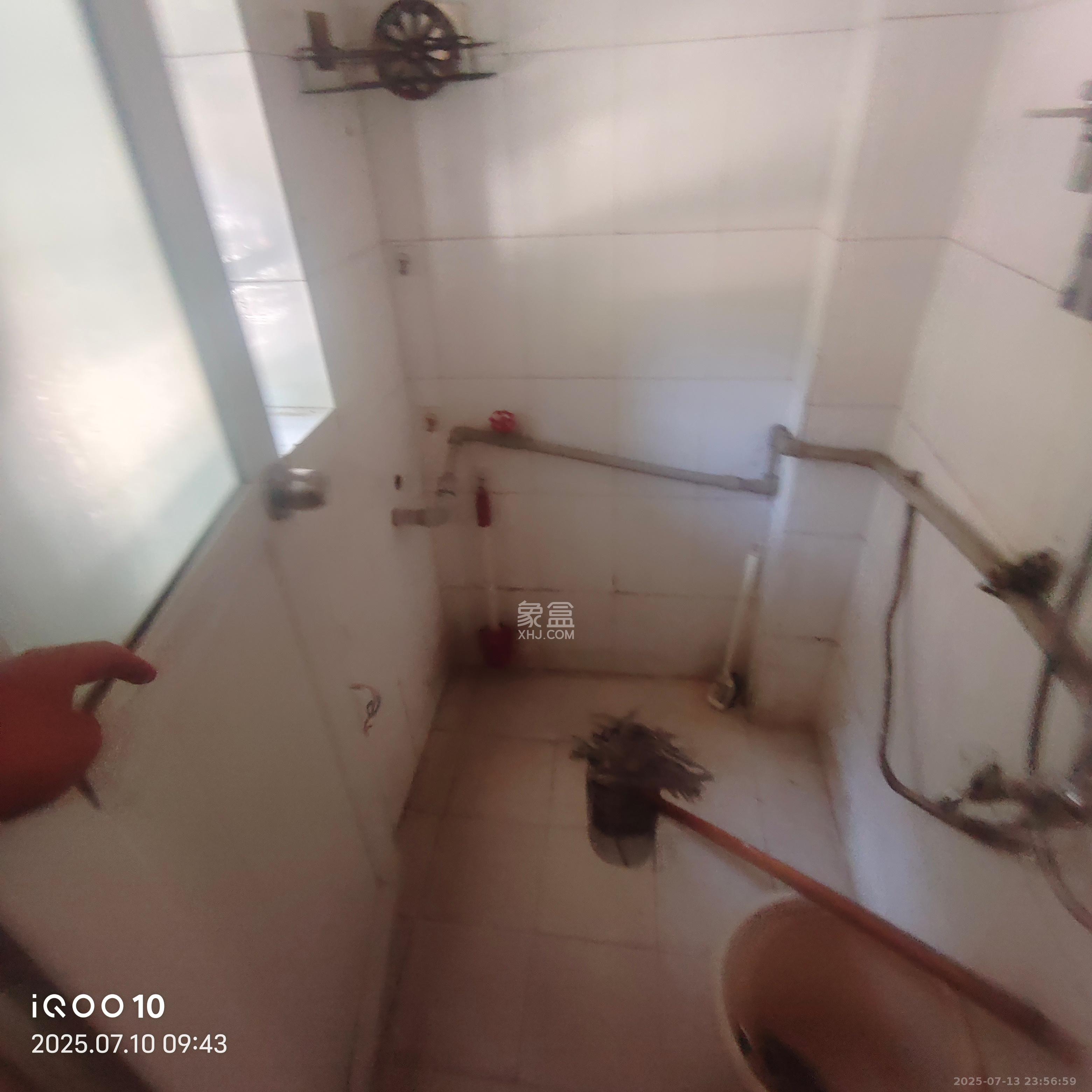 五一新村安置小区(永定社区、永兴社区、永祥社区)  5室1厅1卫    1900.0元/月 五一新村安置小区(永定社区、永兴社区、永祥社区)  5室1厅1卫    1900.0元/月室内图