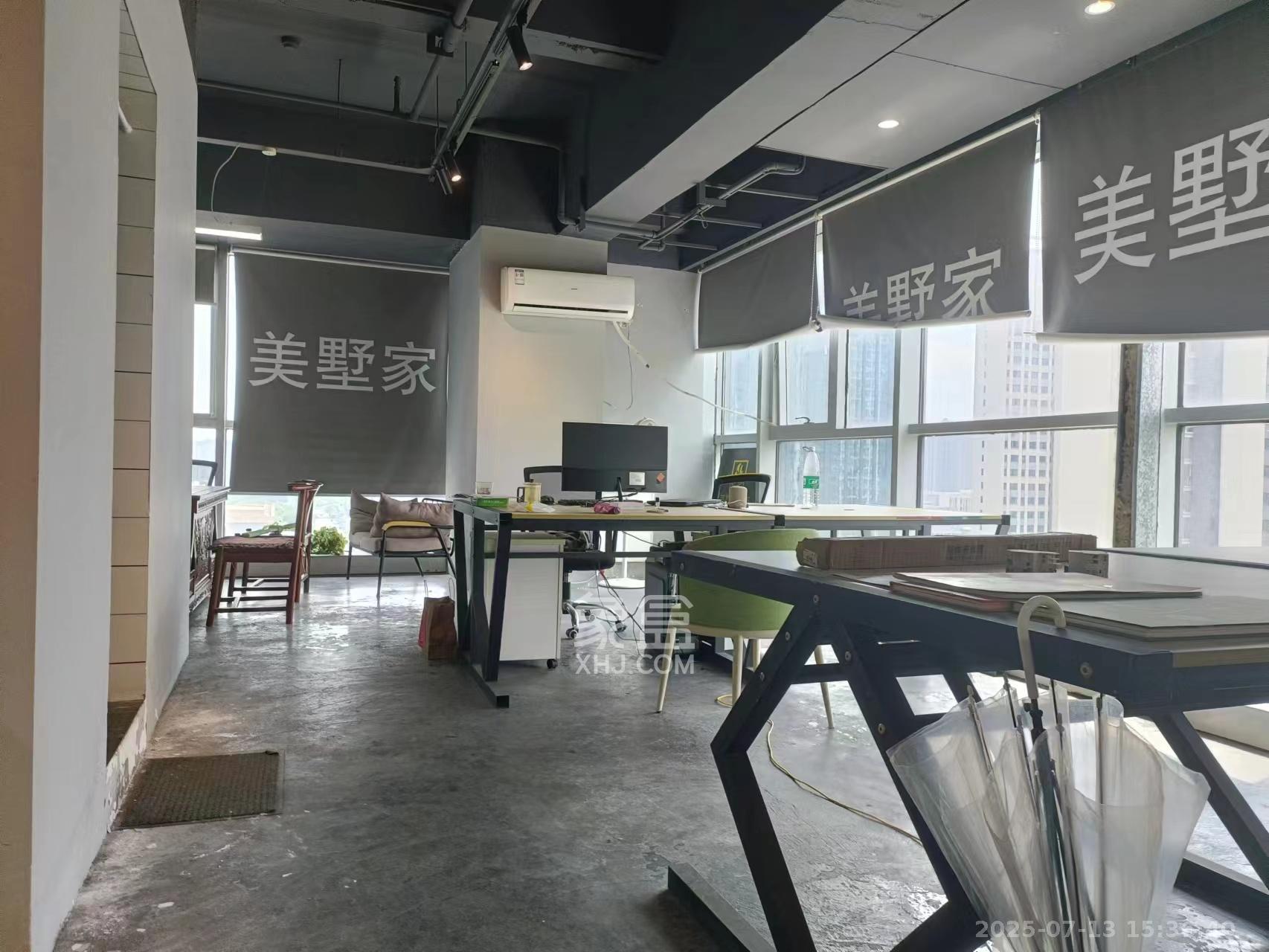 奥克斯滨仕花园(奥克斯洋湖广场/奥克斯中心)  1室1厅1卫    3600.0元/月 奥克斯滨仕花园(奥克斯洋湖广场/奥克斯中心)  1室1厅1卫    3600.0元/月室内图