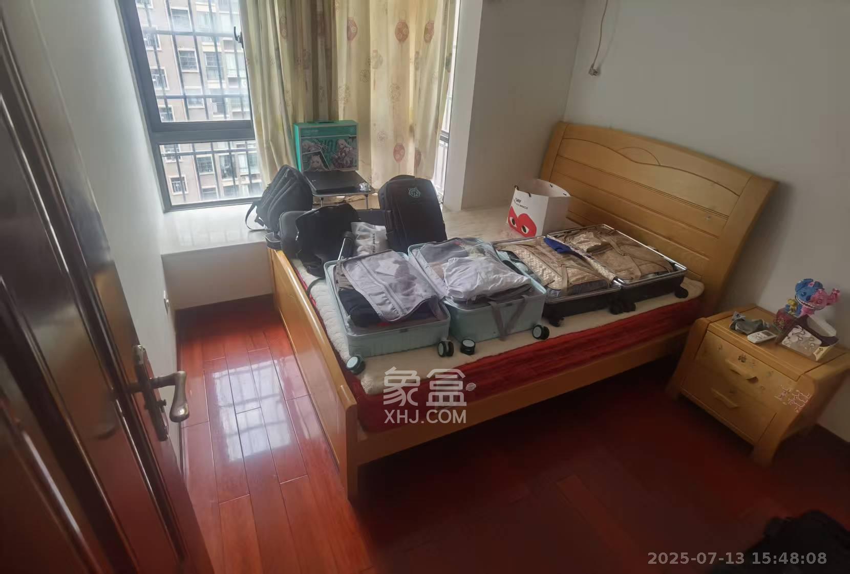 五矿格澜郡  3室2厅2卫    2000.0元/月 五矿格澜郡  3室2厅2卫    2000.0元/月室内图