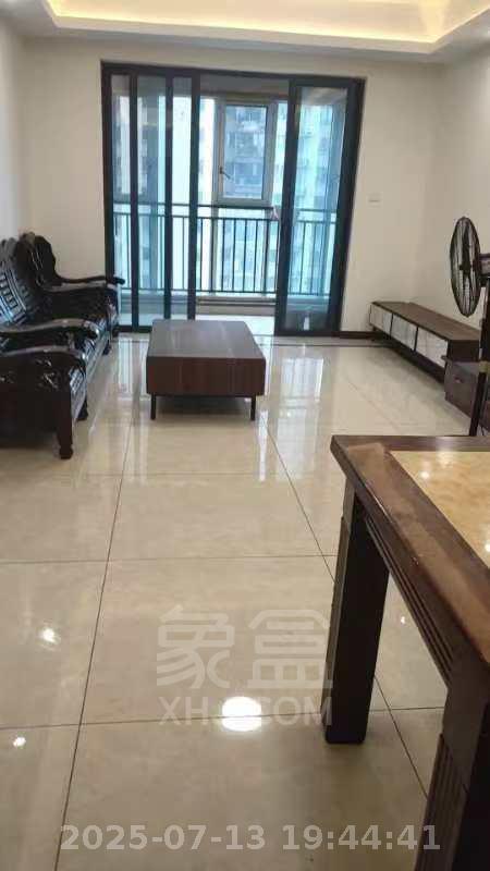 中建玥熙台  3室2厅2卫   1500.00元/月室内图