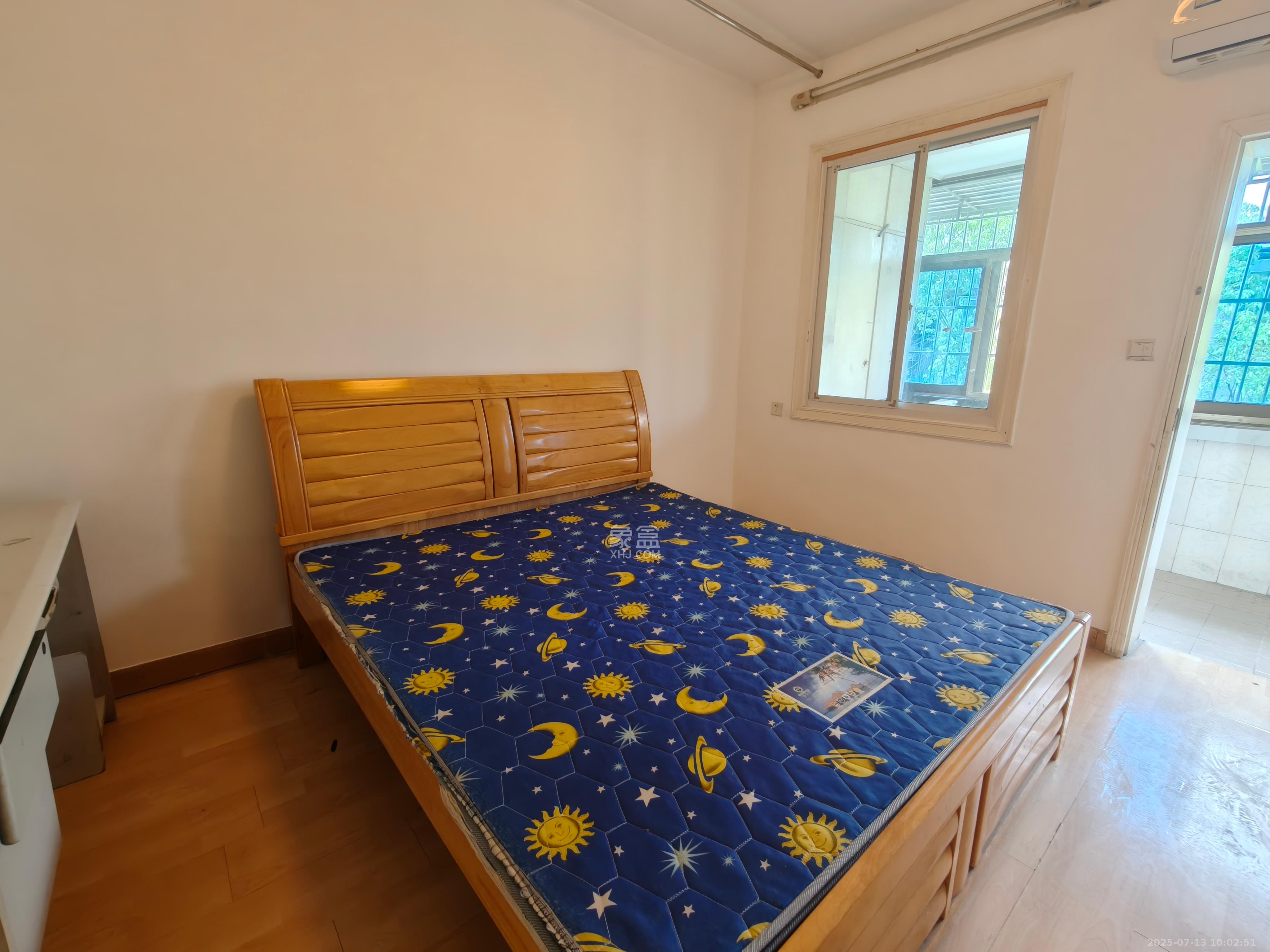 桂花二村  3室2厅1卫   1350.00元/月室内图