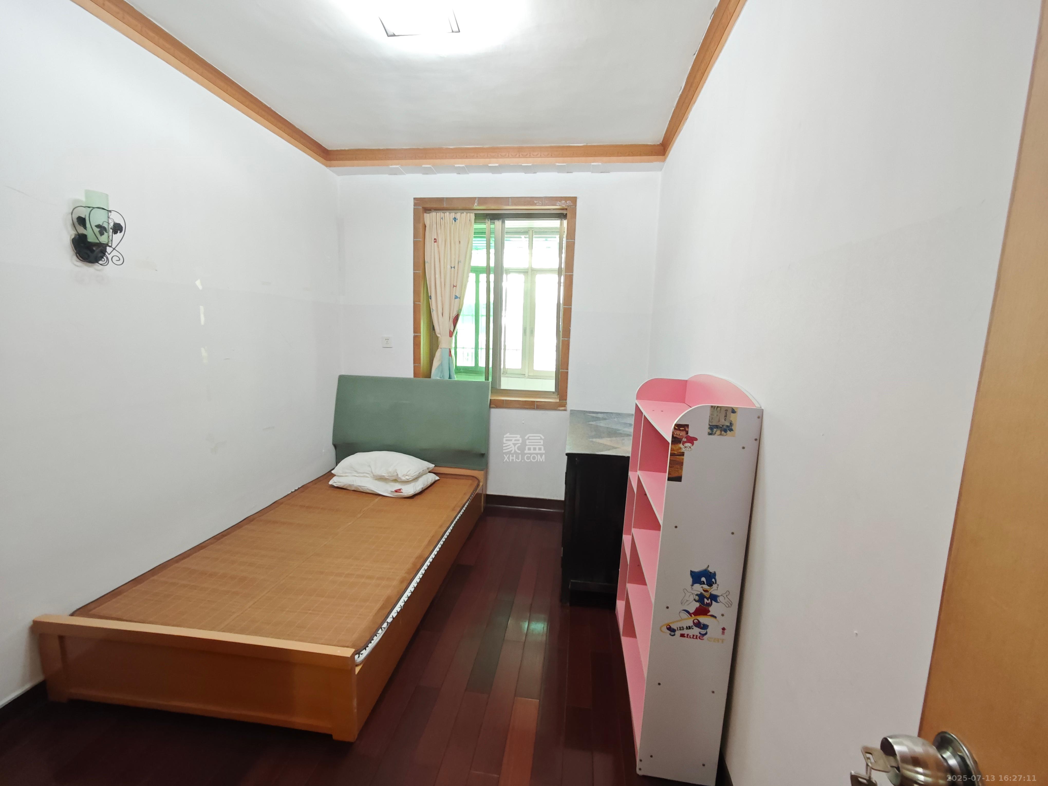 红旗区五片 2室1厅1卫 1900.0元/月 红旗区五片 2室1厅1卫 1900.0元/月室内图