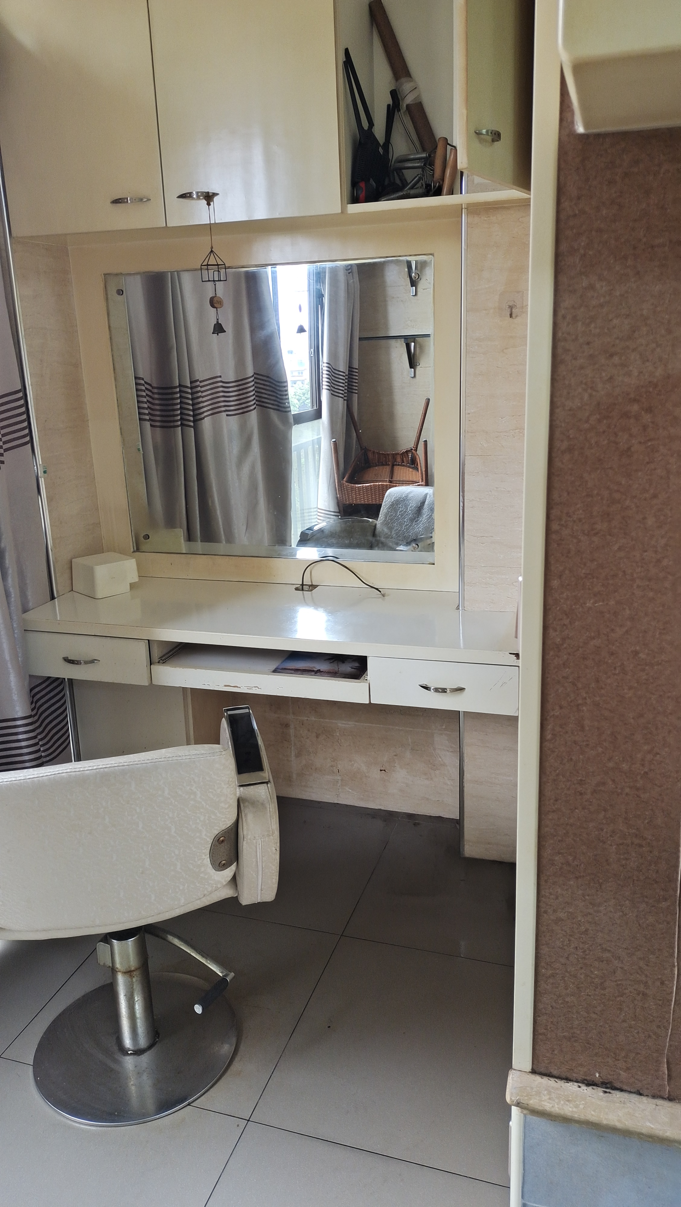 湘中园 1室1厅1卫 700.0元/月 湘中园 1室1厅1卫 700.0元/月室内图