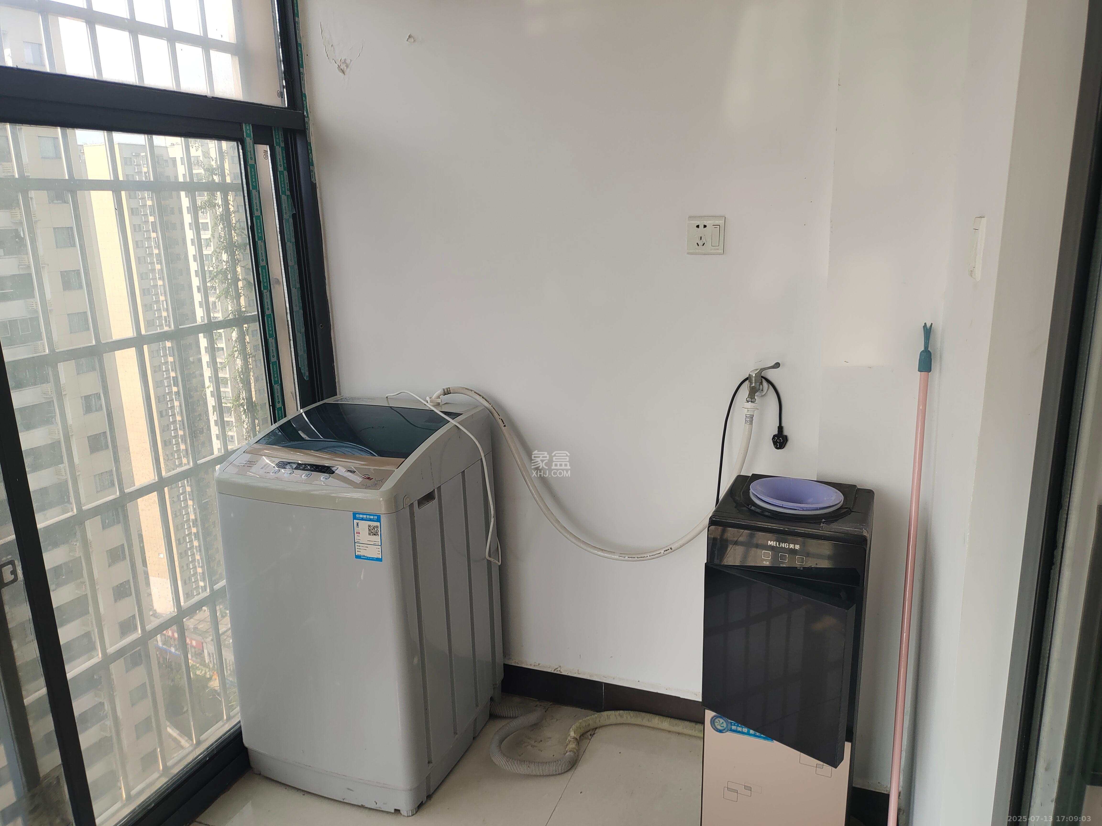 家和苑(原梅溪湖保障性住房一期) 1室1厅1卫 1000.0元/月 家和苑(原梅溪湖保障性住房一期) 1室1厅1卫 1000.0元/月室内图