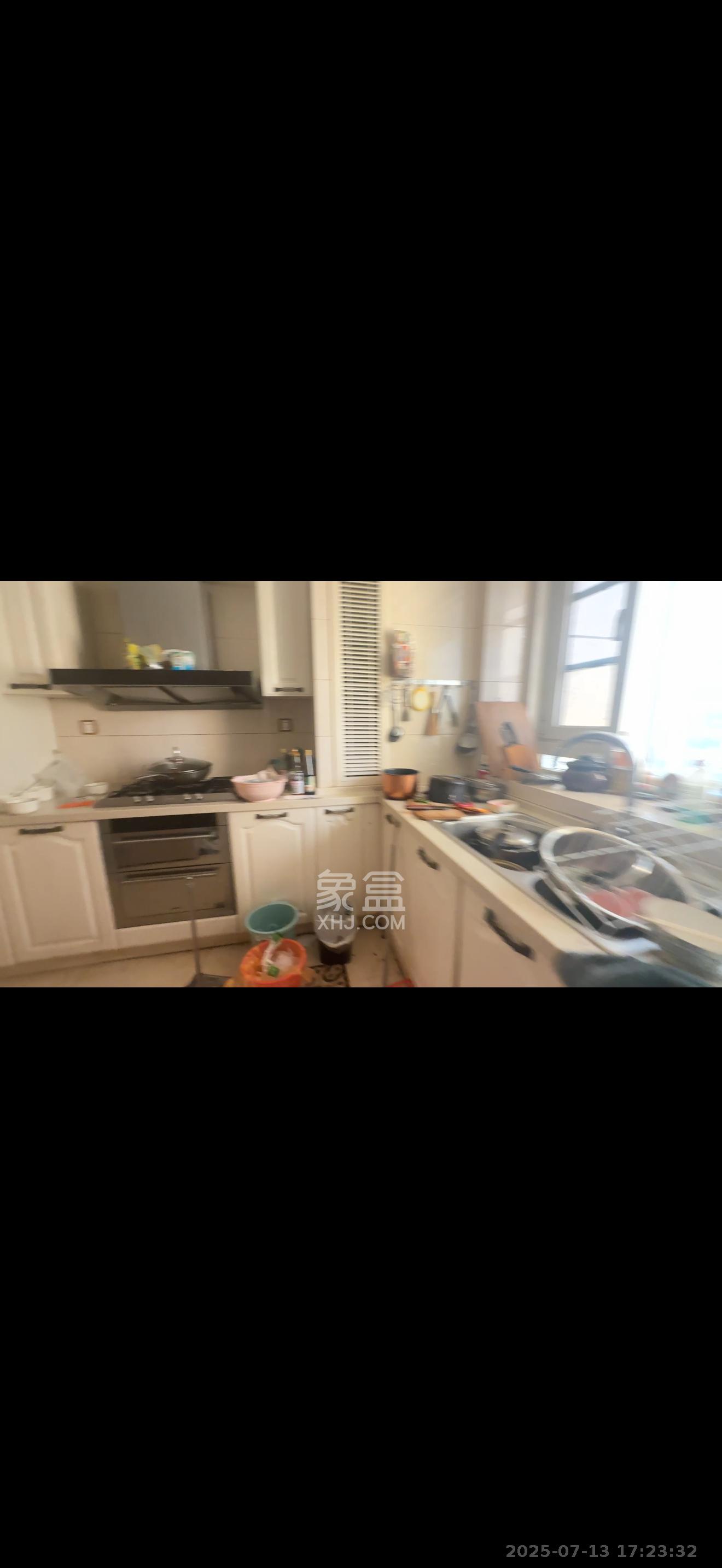 万达公馆 3室2厅3卫 9000.0元/月 万达公馆 3室2厅3卫 9000.0元/月室内图