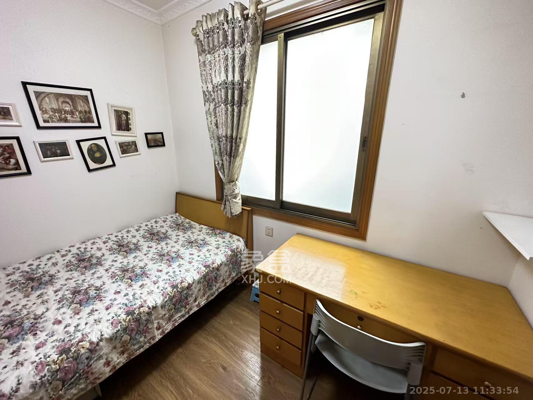 爱民路民主党派宿舍  3室2厅1卫    3000.0元/月 爱民路民主党派宿舍  3室2厅1卫    3000.0元/月室内图