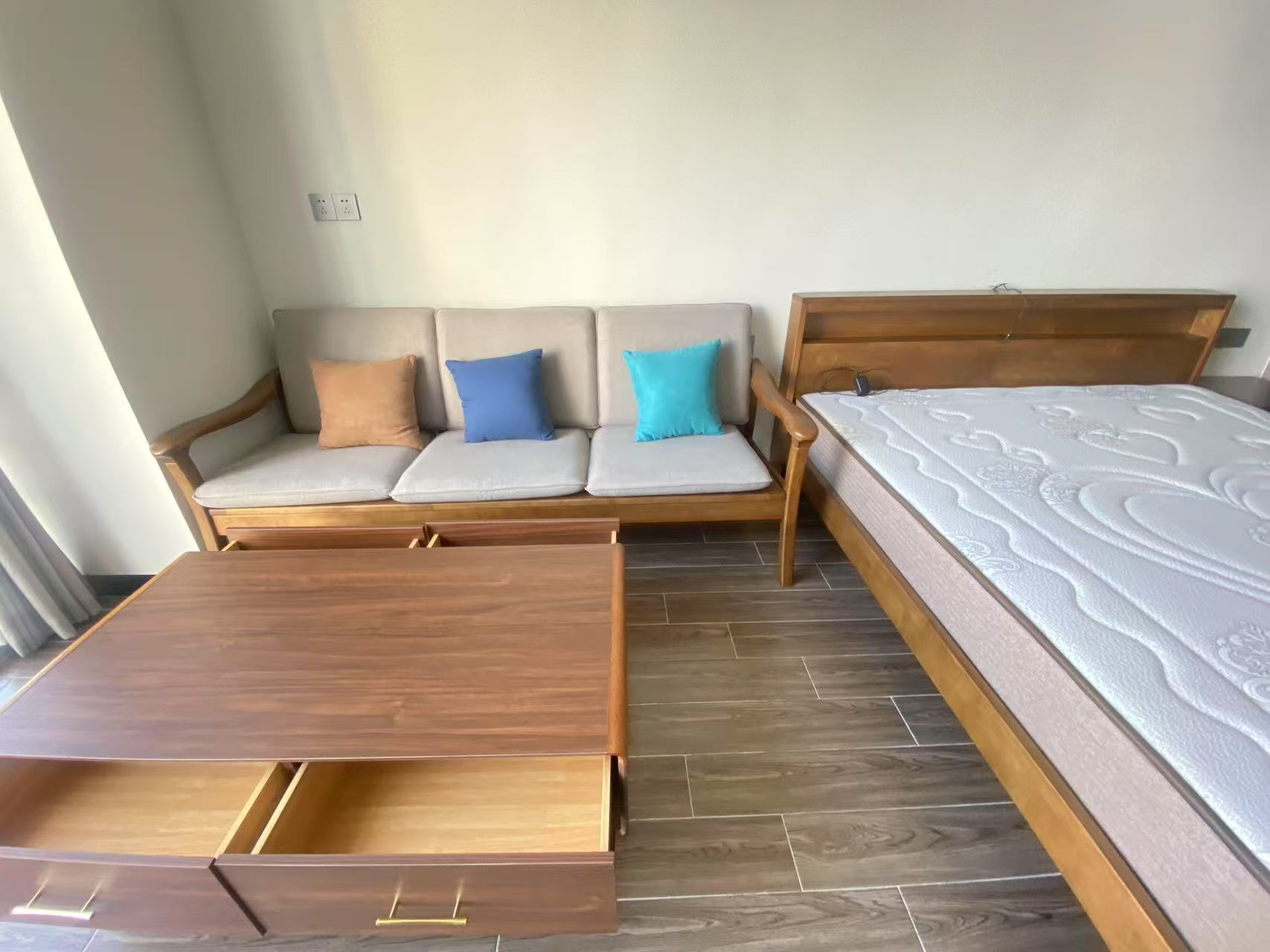 中国城星悦居  1室1厅1卫    2000.0元/月 中国城星悦居  1室1厅1卫    2000.0元/月室内图