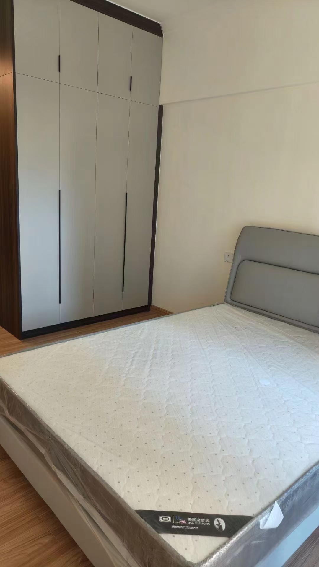 碧桂园壹中心  1室1厅1卫    1100.0元/月室内图