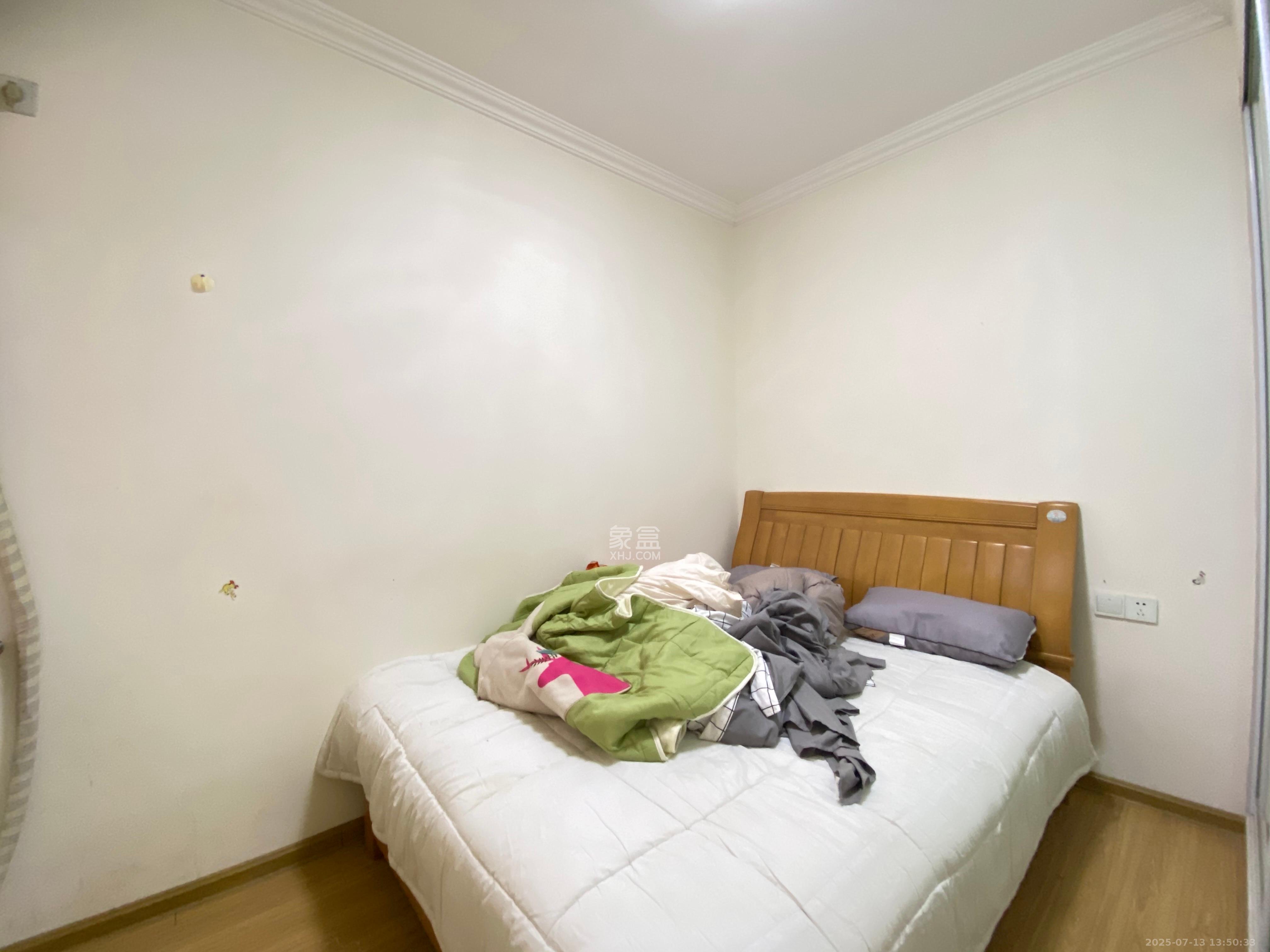 保利麓谷林语C区  2室2厅1卫   2200.00元/月室内图