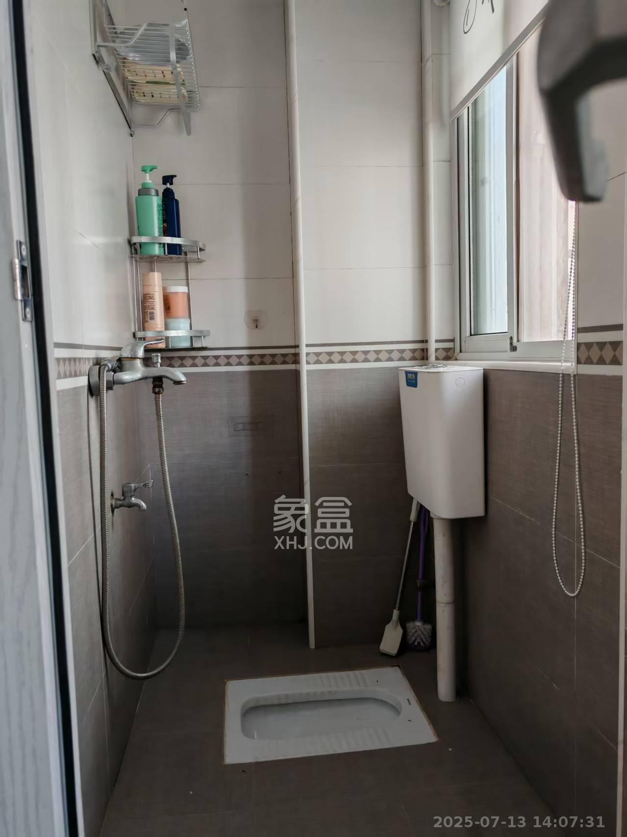 嘉顺苑  1室1厅1卫   1400.00元/月室内图