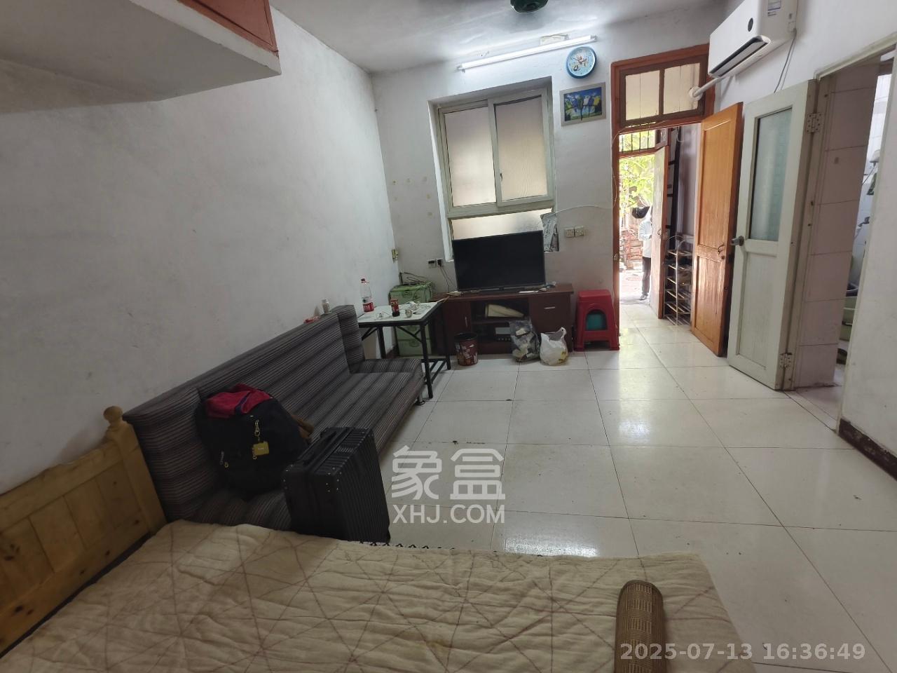 长沙铬盐厂单位宿舍  1室1厅1卫   1100.00元/月室内图