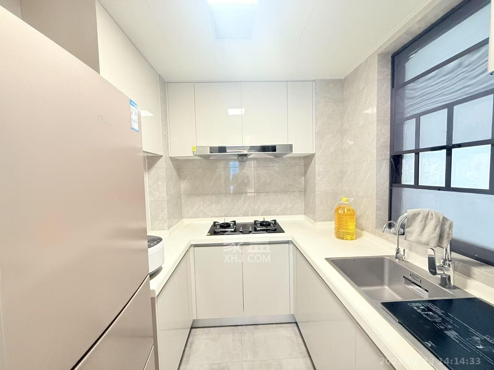 金茂建发泊悦  3室2厅2卫   3700.00元/月室内图