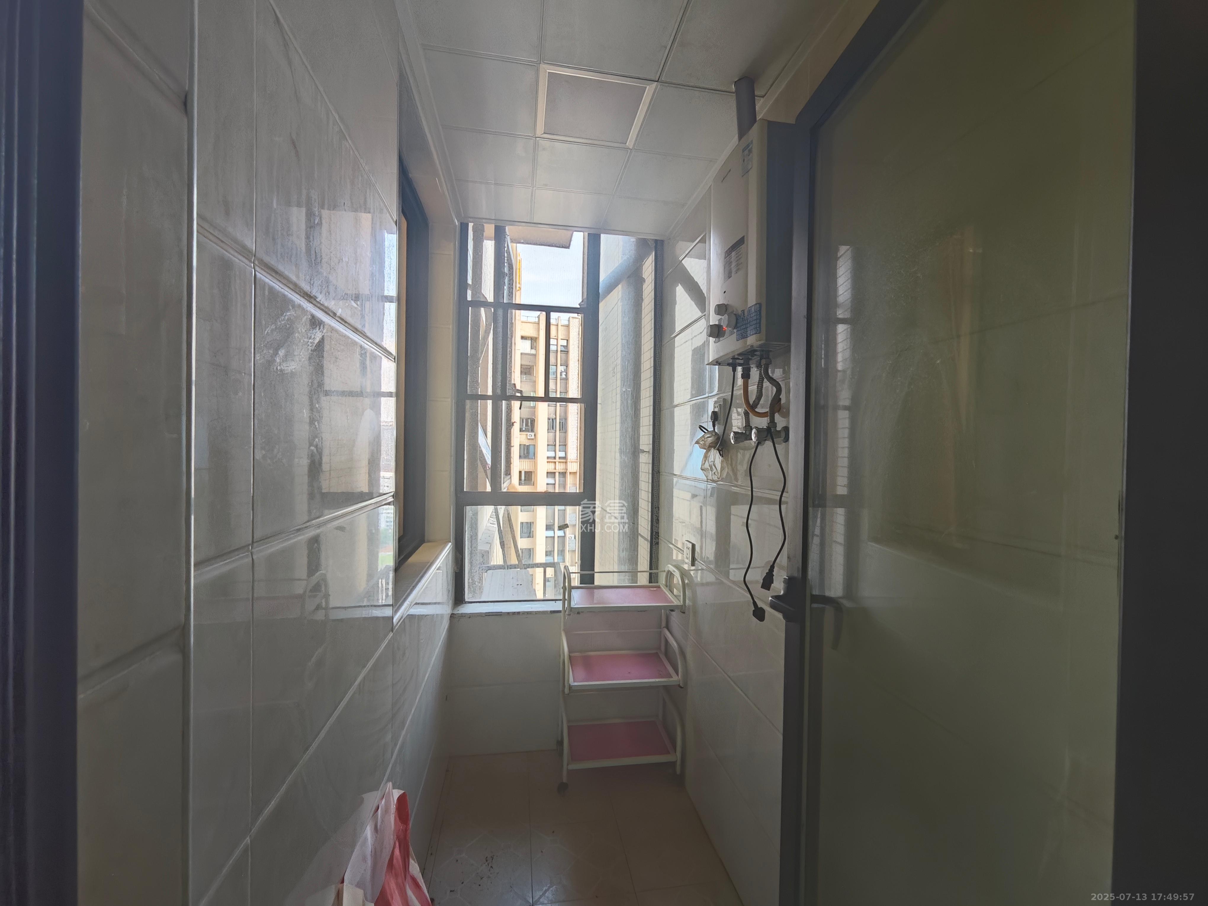 天鸿天府（天鸿中央大院）  2室1厅1卫    2100.0元/月室内图