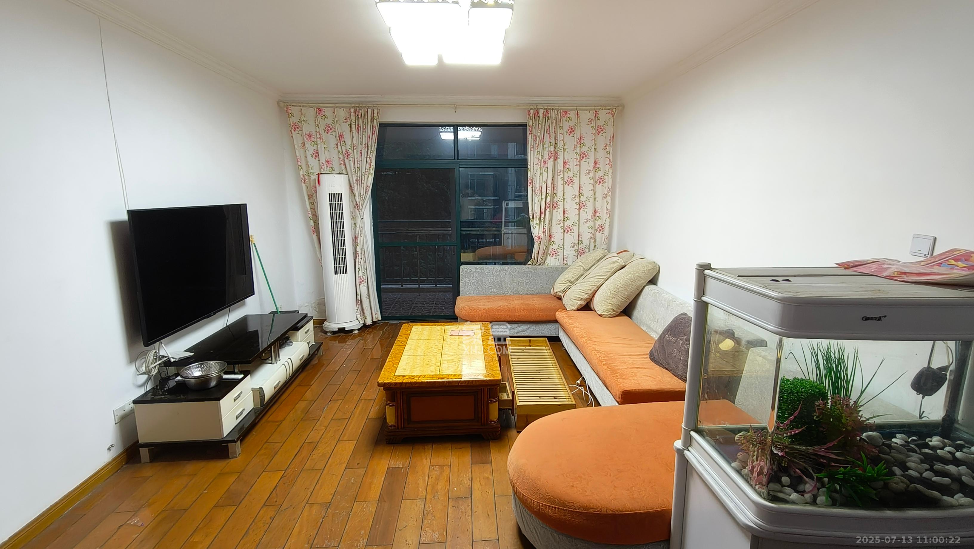 中江国际花城 2室2厅1卫 2600.0元/月 中江国际花城 2室2厅1卫 2600.0元/月室内图