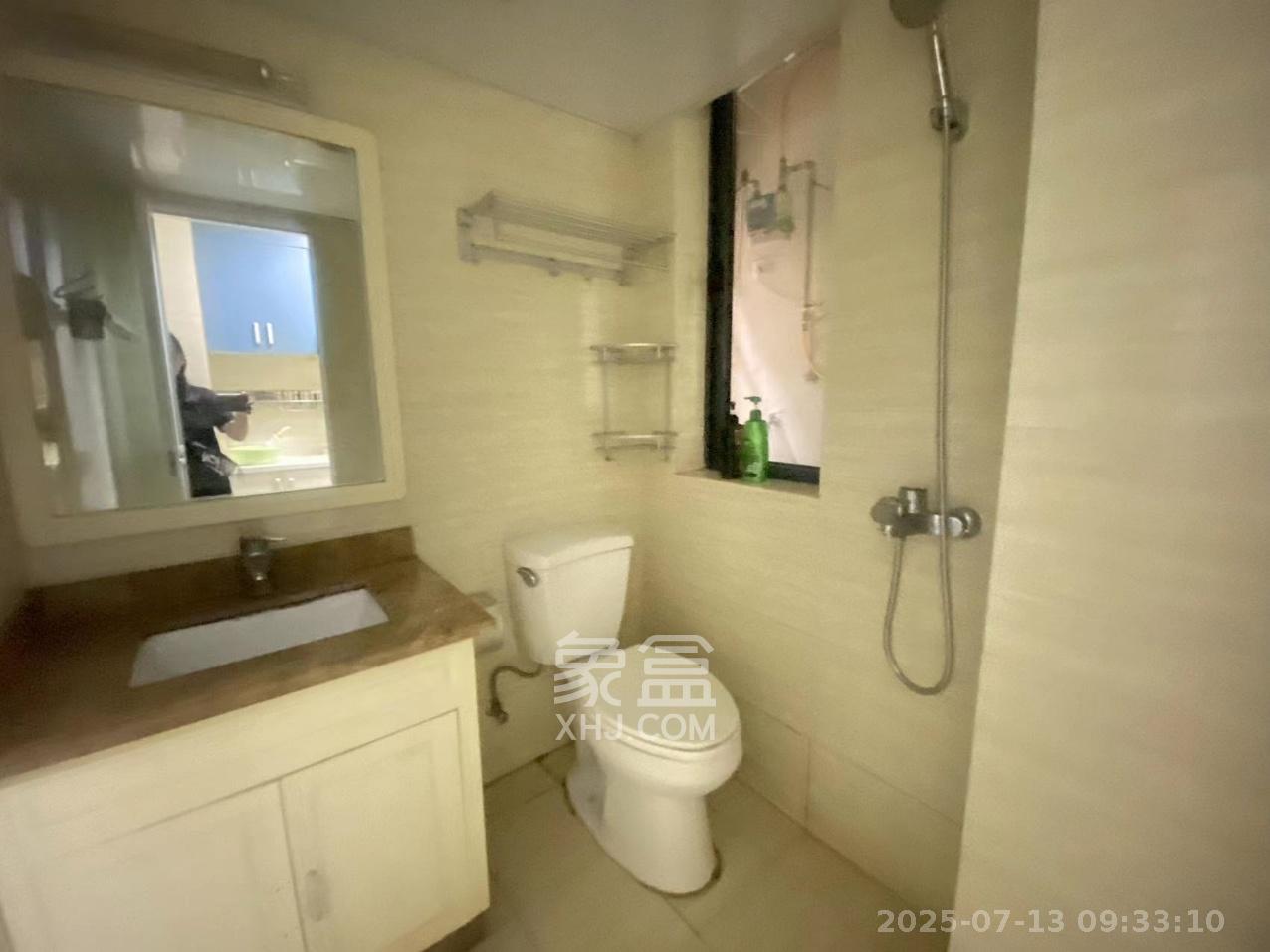 中建芙蓉工社  1室1厅1卫   1700.00元/月室内图