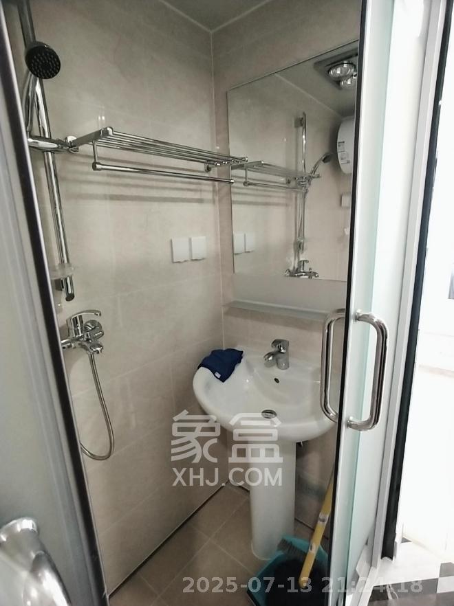 万科金域缇香  1室1厅1卫   1300.00元/月室内图