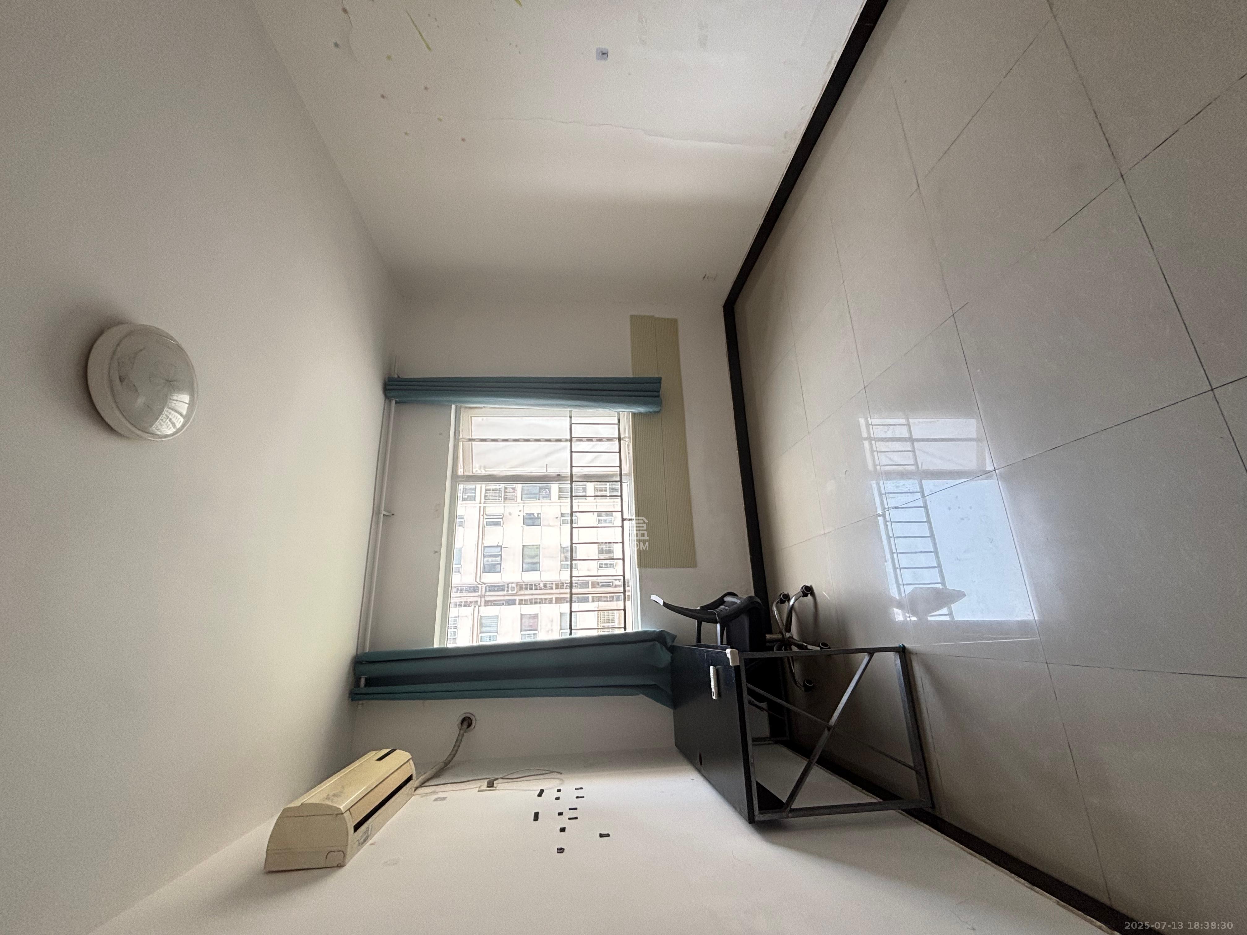 一品嘉庭 3室2厅1卫 2400.0元/月 一品嘉庭 3室2厅1卫 2400.0元/月室内图