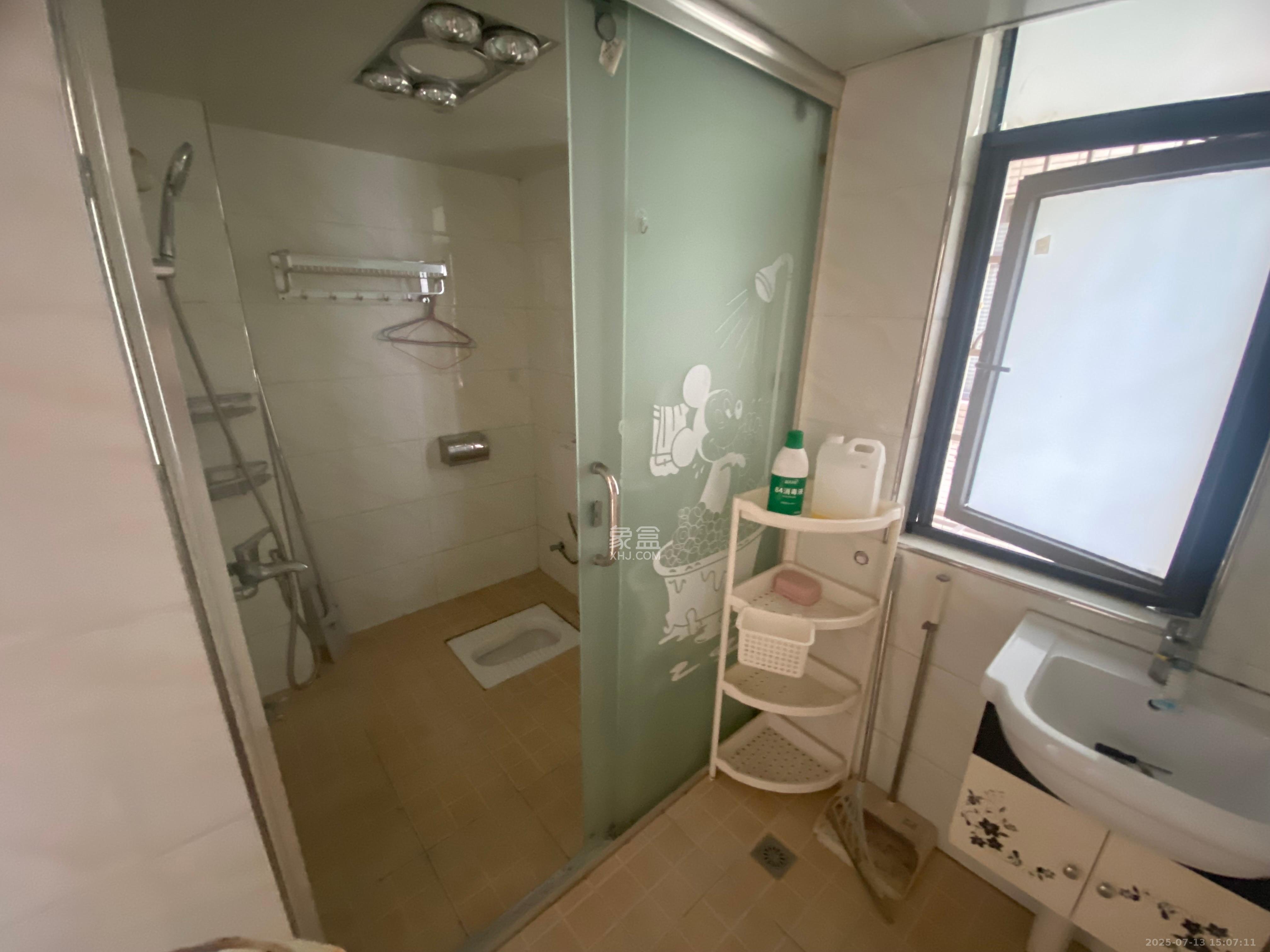 茶山馨苑  2室2厅1卫   2400.00元/月室内图