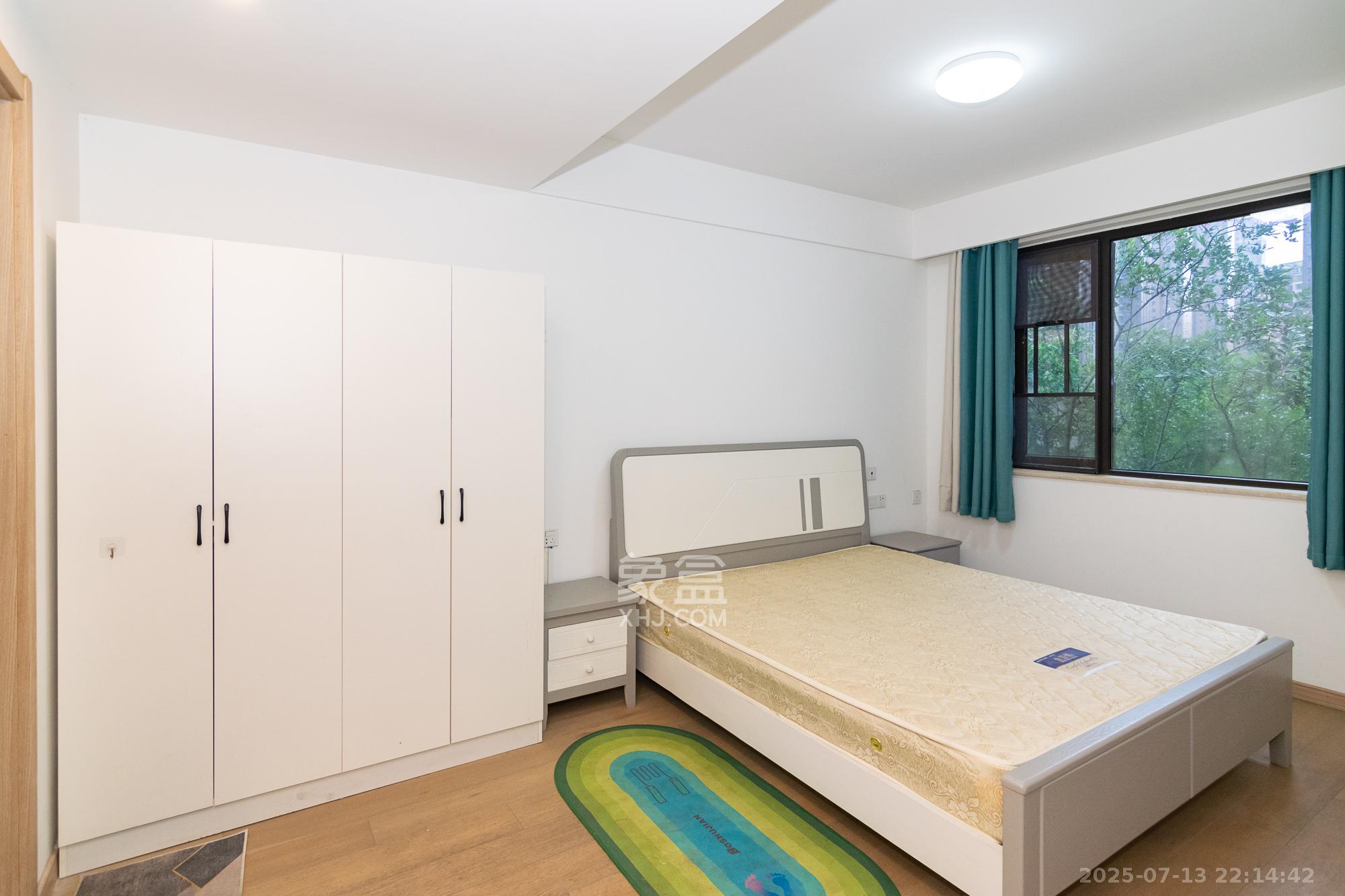 新城国际花都 3室2厅2卫 63.8万 新城国际花都 3室2厅2卫 63.8万卧室