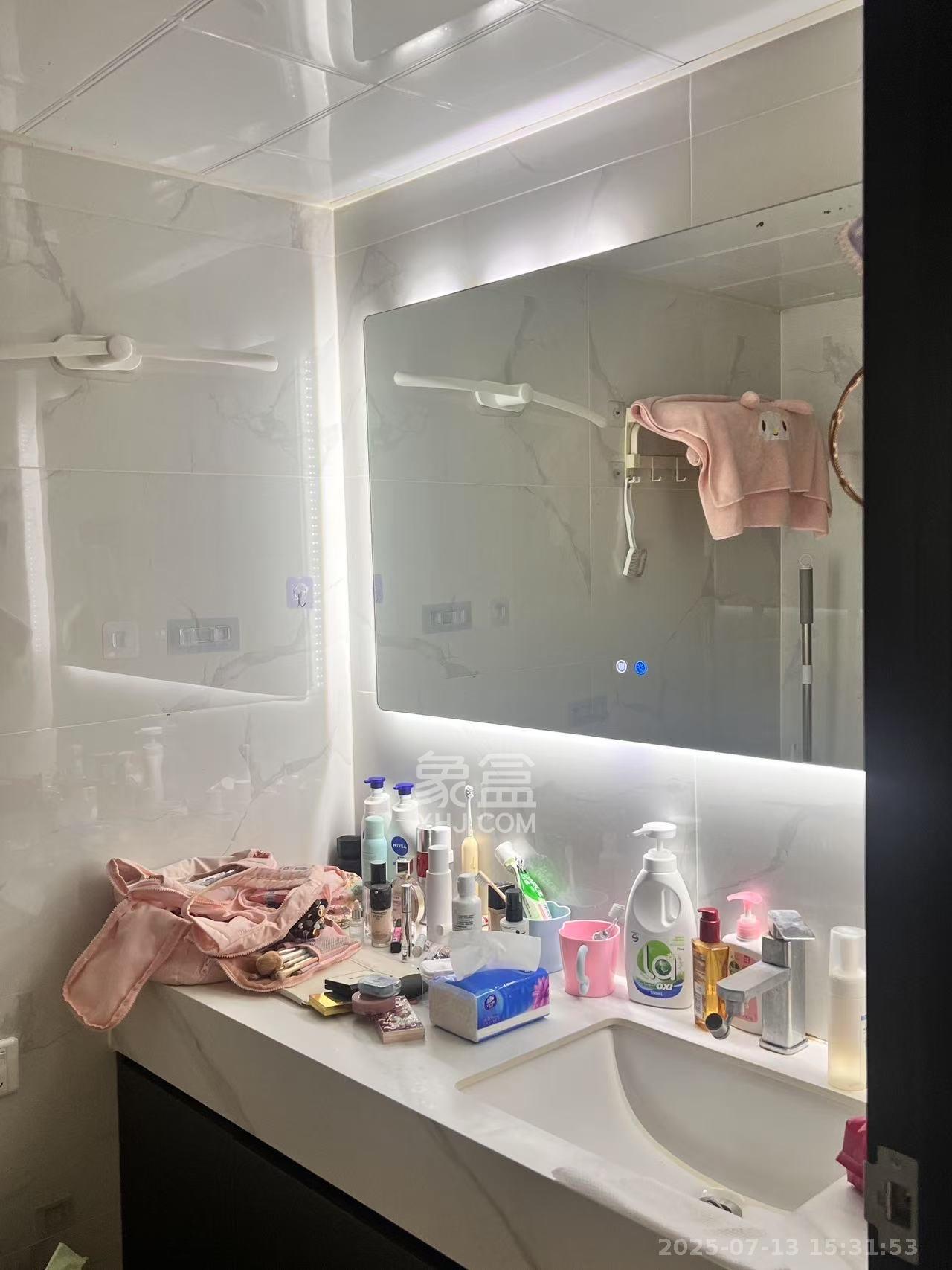 明昇壹城(明昇时代广场)三期 1室0厅0卫 2500.0元/月 明昇壹城(明昇时代广场)三期 1室0厅0卫 2500.0元/月室内图