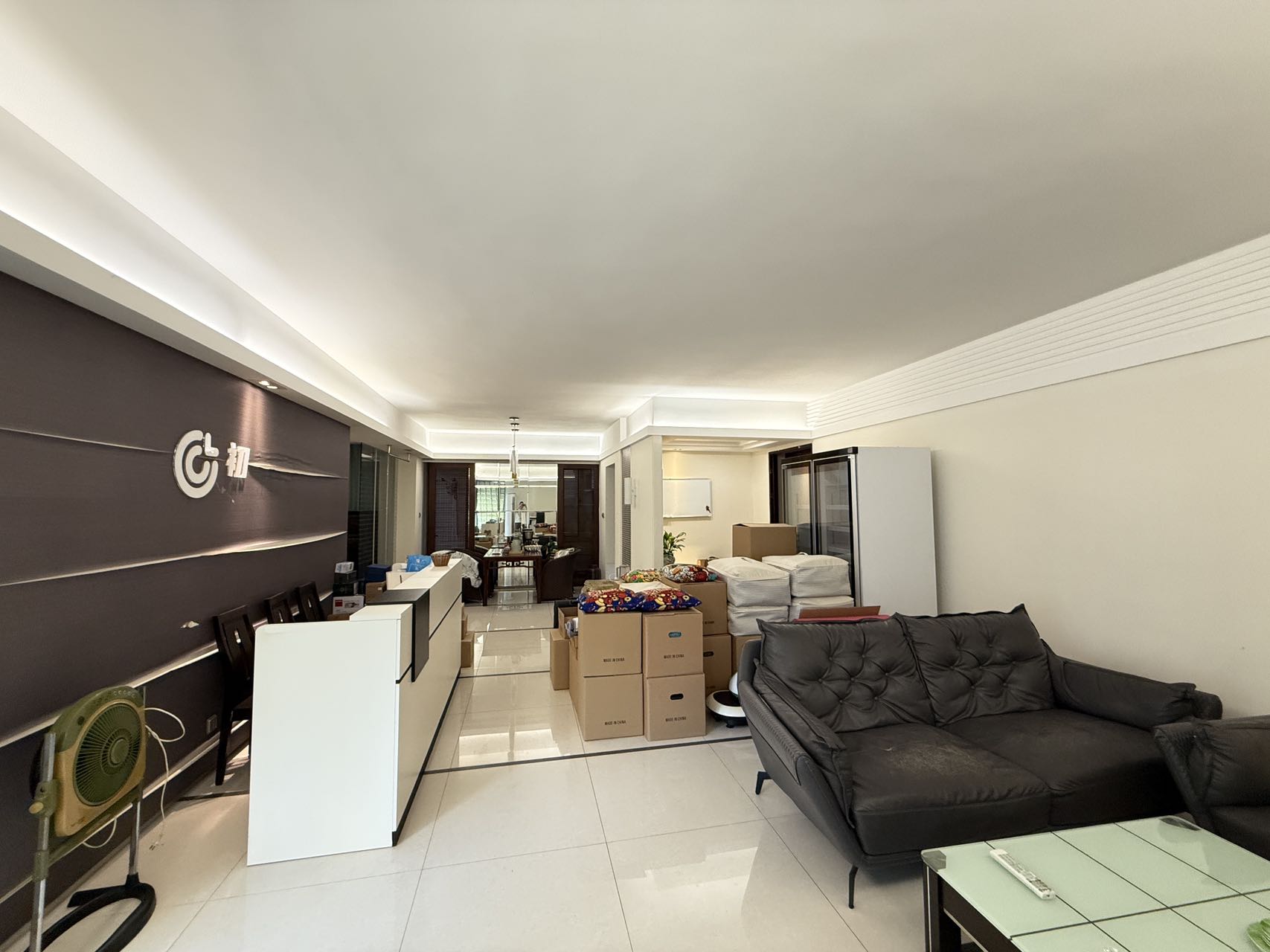 海岸壹号 4室2厅2卫 5200.0元/月 海岸壹号 4室2厅2卫 5200.0元/月室内图