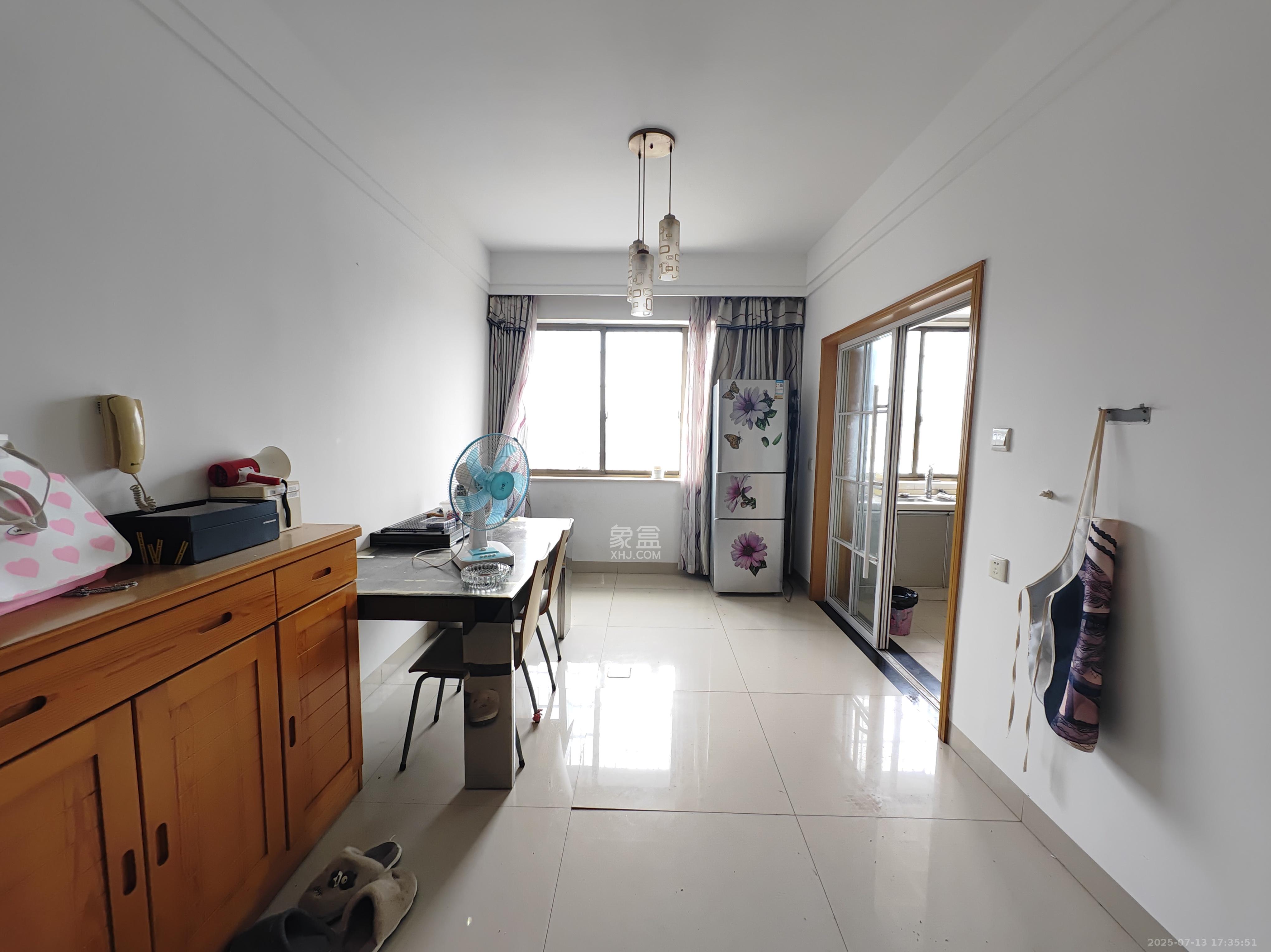 荷花美苑  3室2厅2卫    880.0元/月 荷花美苑  3室2厅2卫    880.0元/月室内图