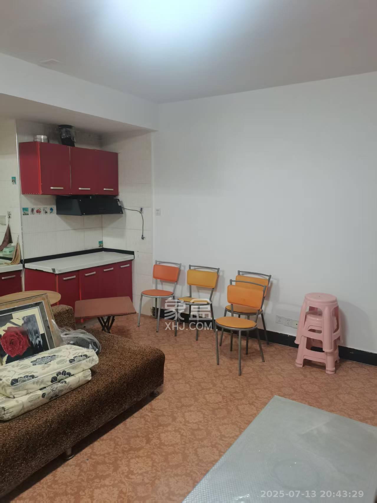 华天LOHO小镇 1室1厅1卫 1100.0元/月 华天LOHO小镇 1室1厅1卫 1100.0元/月室内图