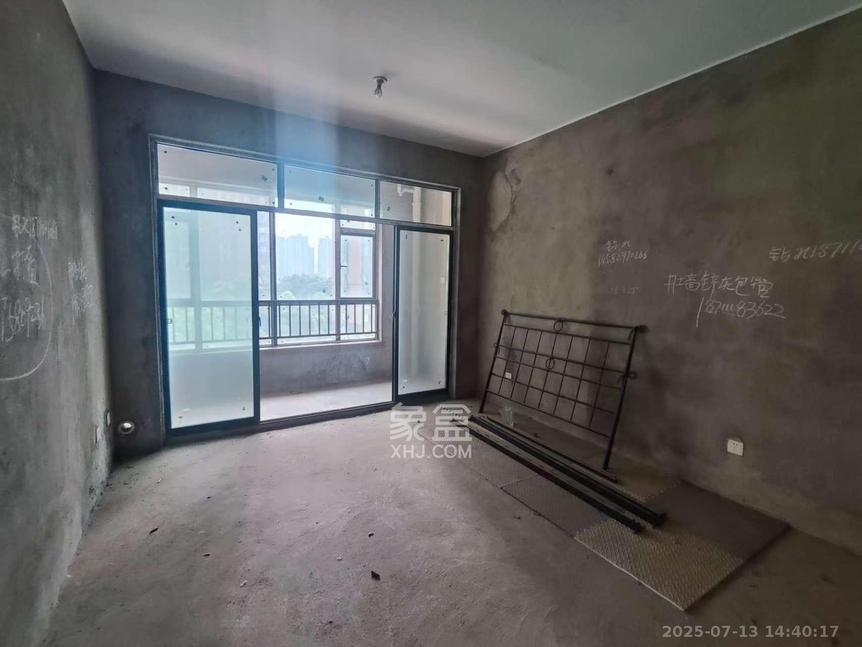 辉煌国际城二期  2室2厅1卫    1000.0元/月 辉煌国际城二期  2室2厅1卫    1000.0元/月室内图