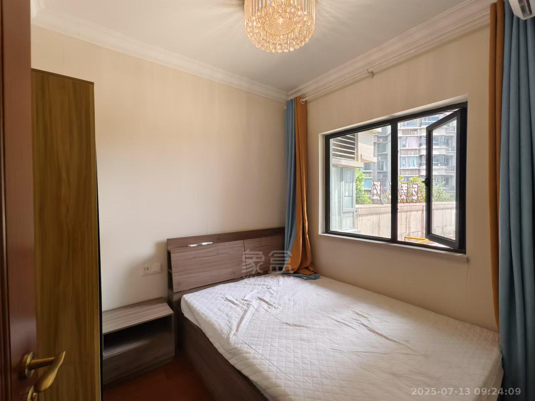 恒大华府 3室2厅1卫 1500.0元/月 恒大华府 3室2厅1卫 1500.0元/月室内图