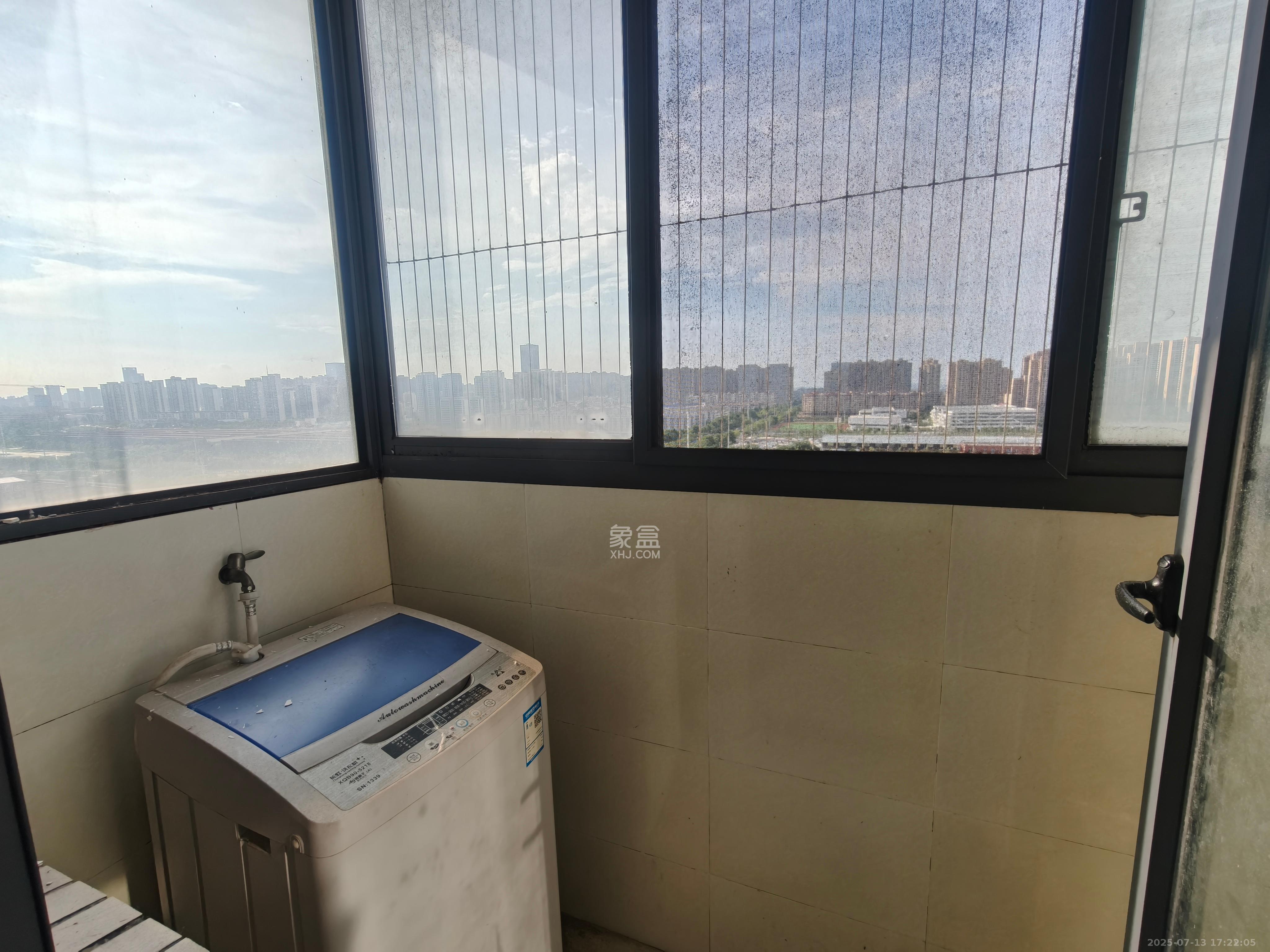 中国铁建国际城一期  3室2厅1卫   1100.00元/月室内图