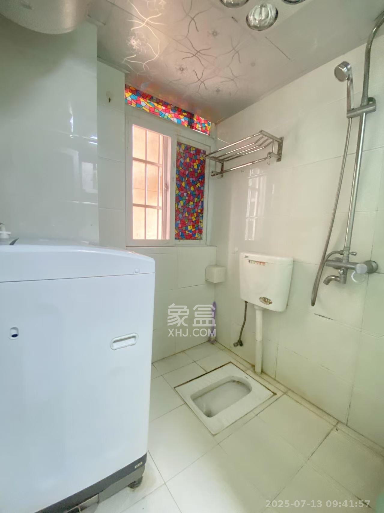 四方小区综合楼(四方嘉丽)  1室0厅0卫    1200.0元/月 四方小区综合楼(四方嘉丽)  1室0厅0卫    1200.0元/月室内图