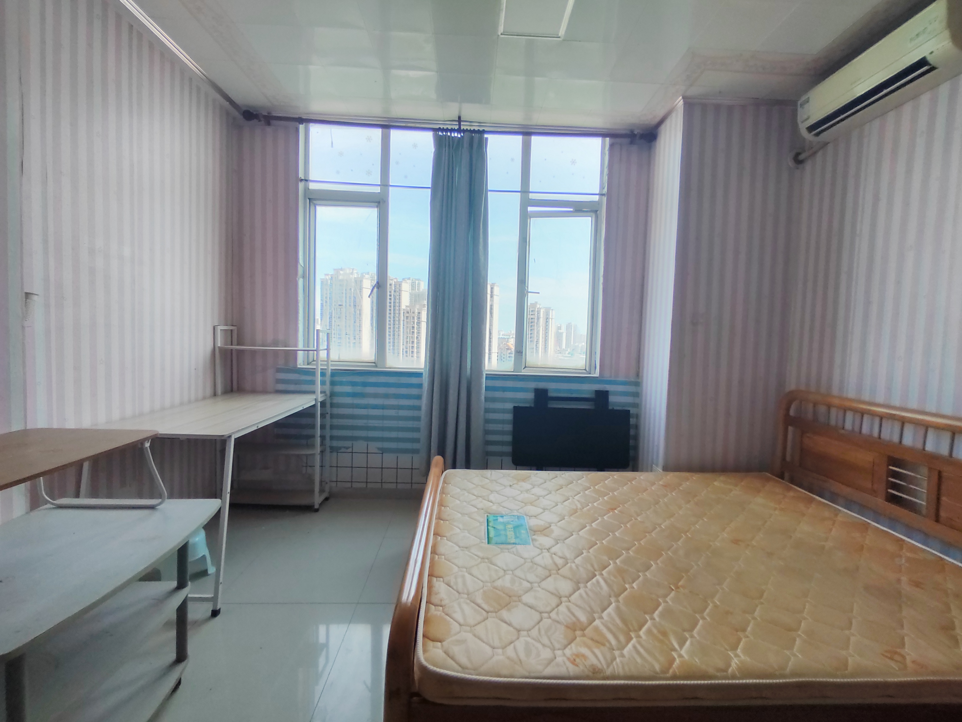 滨海新都 1室0厅1卫 1000.0元/月 滨海新都 1室0厅1卫 1000.0元/月室内图