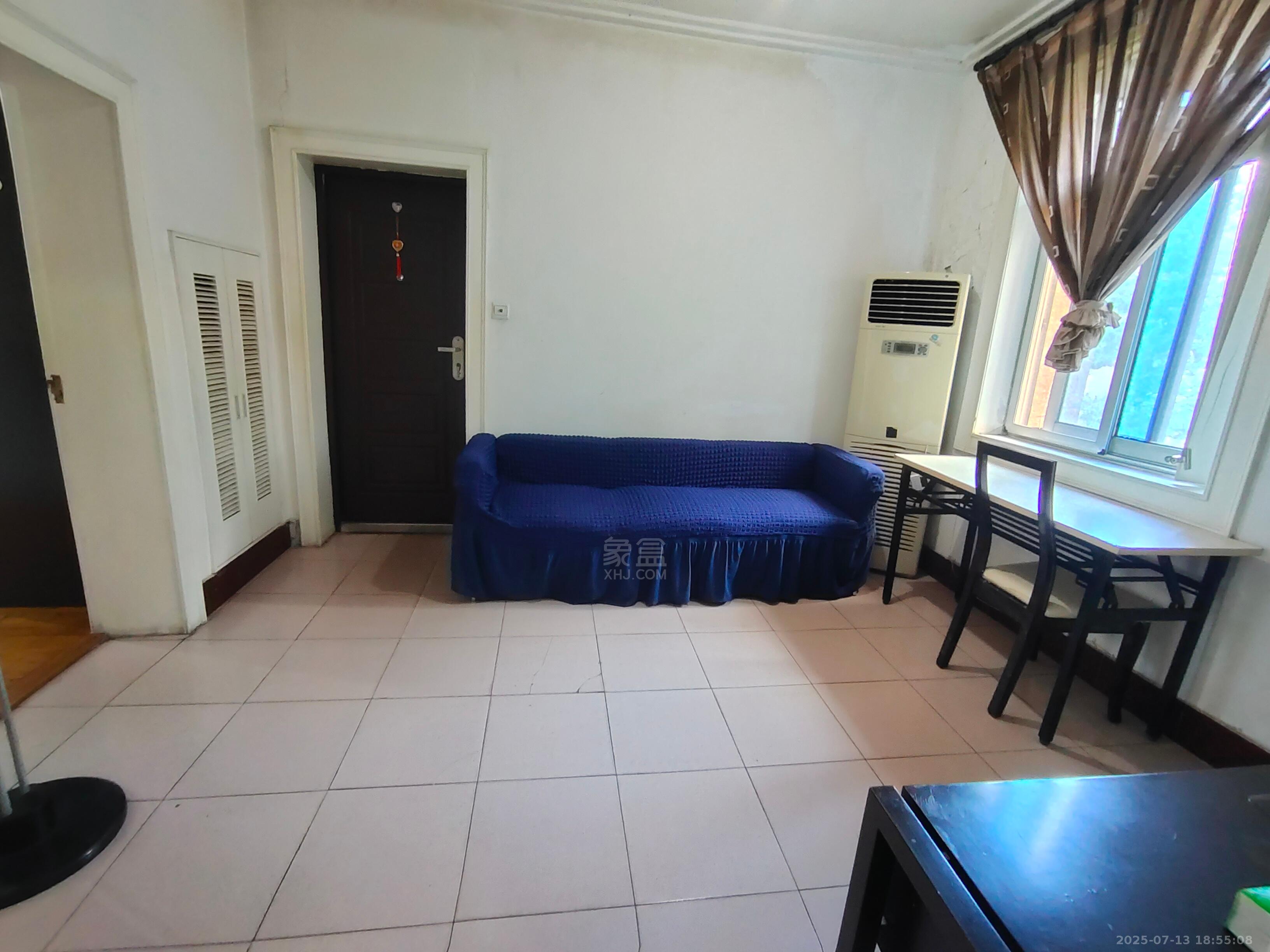 洗煤小区  2室1厅1卫    1000.0元/月 洗煤小区  2室1厅1卫    1000.0元/月室内图