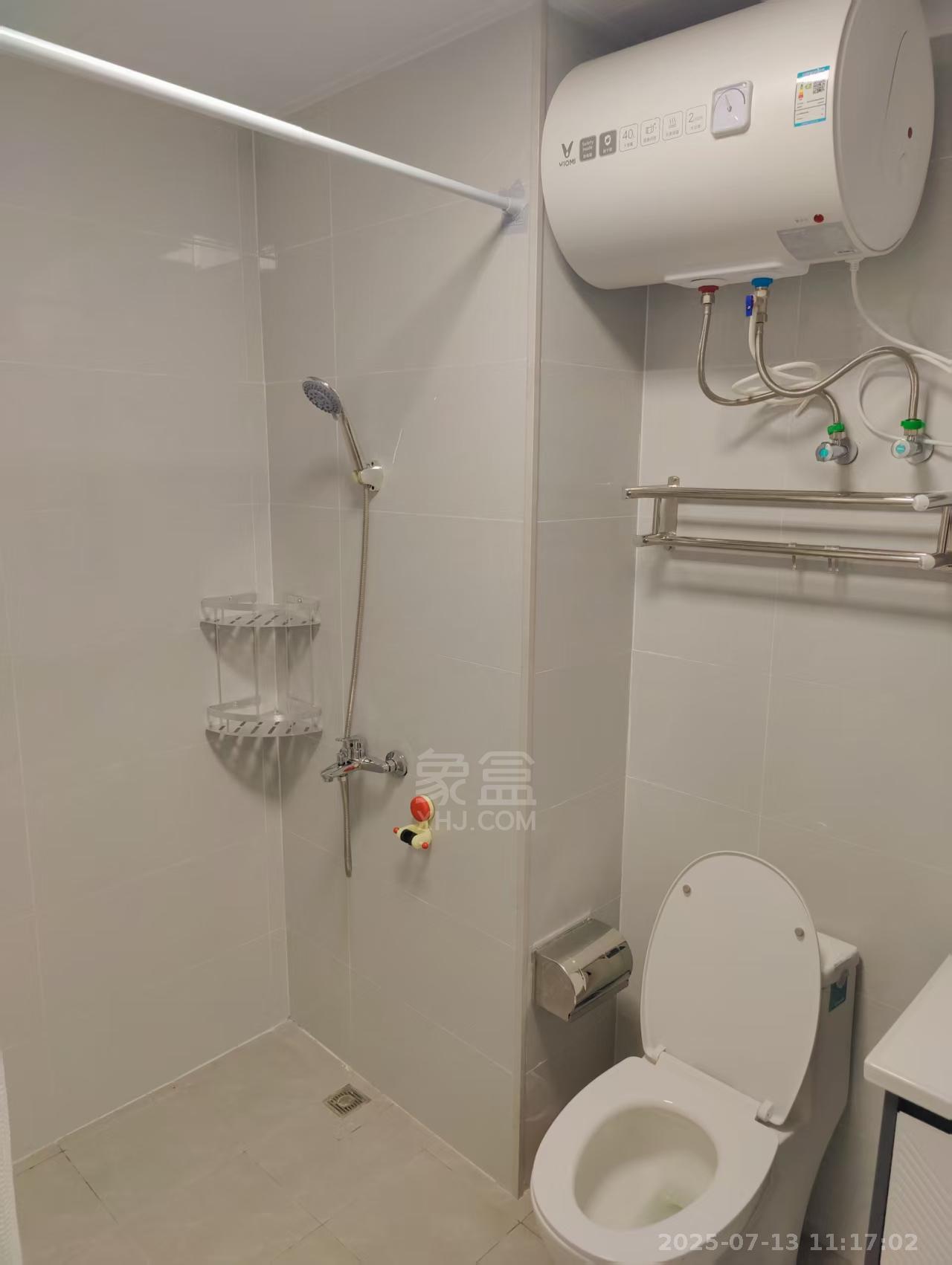 恒大华府 1室1厅1卫 1500.0元/月 恒大华府 1室1厅1卫 1500.0元/月室内图