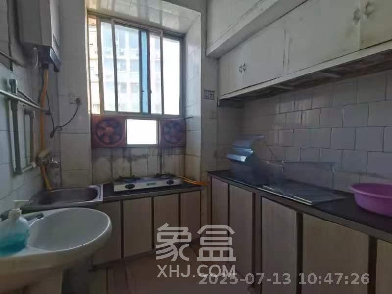 汽贸大厦  2室2厅1卫   2300.00元/月室内图