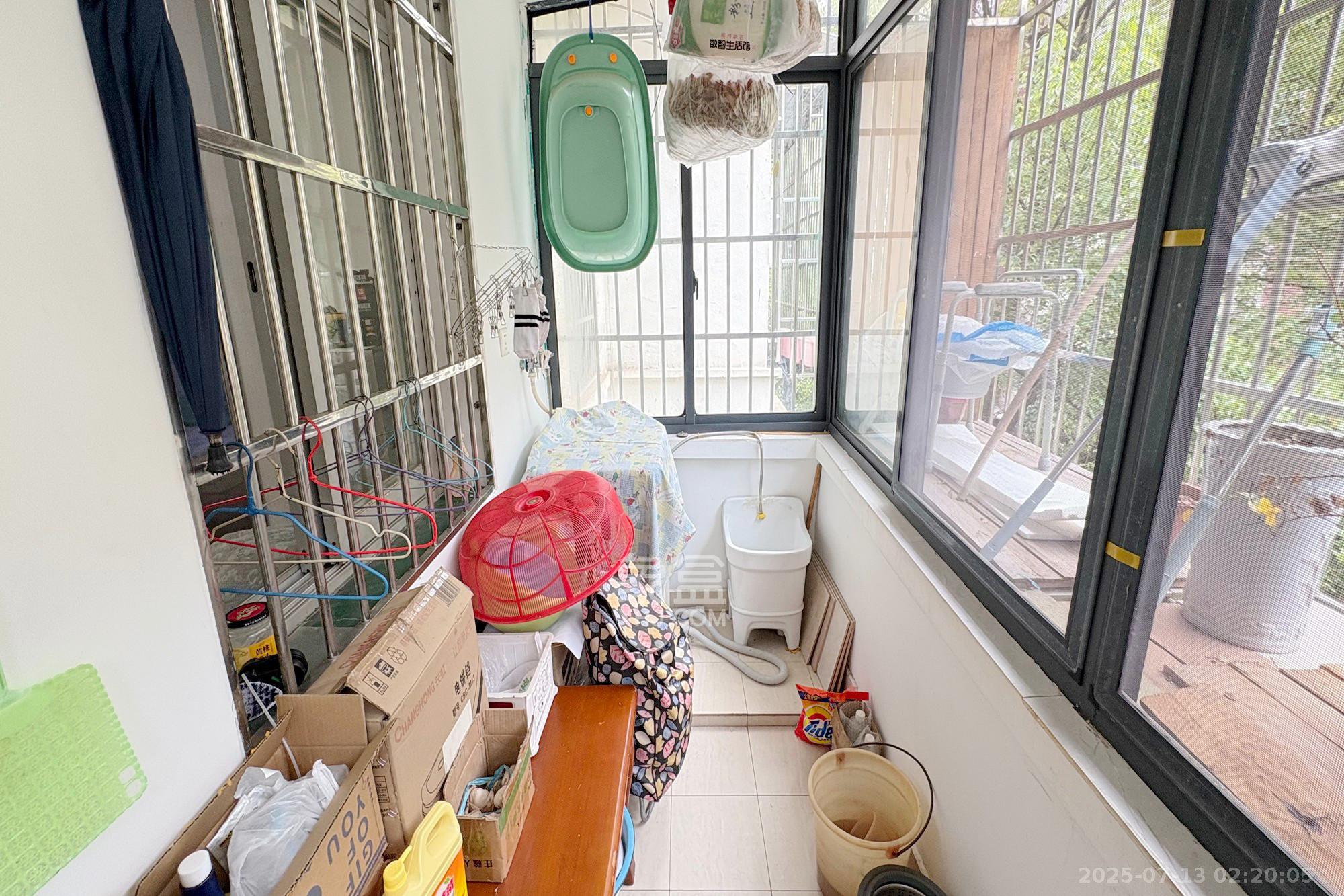 育才学校宿舍（南元宫巷）  1室0厅0卫    47.6万阳台