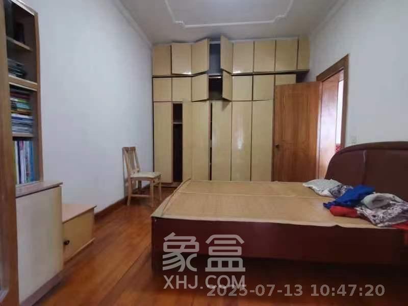 汽贸大厦  2室2厅1卫   2300.00元/月室内图