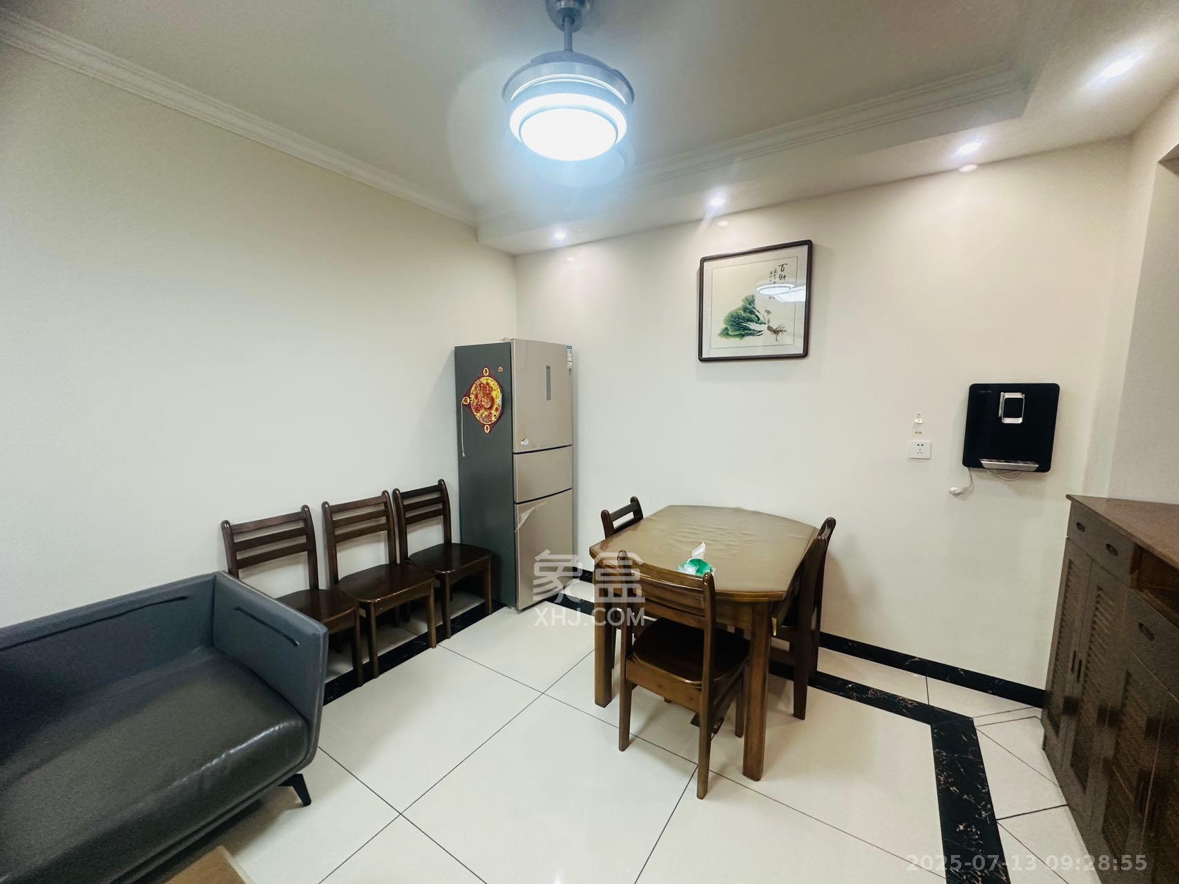 哈佛小镇(五矿哈佛小镇)  3室2厅1卫    1800.0元/月 哈佛小镇(五矿哈佛小镇)  3室2厅1卫    1800.0元/月室内图