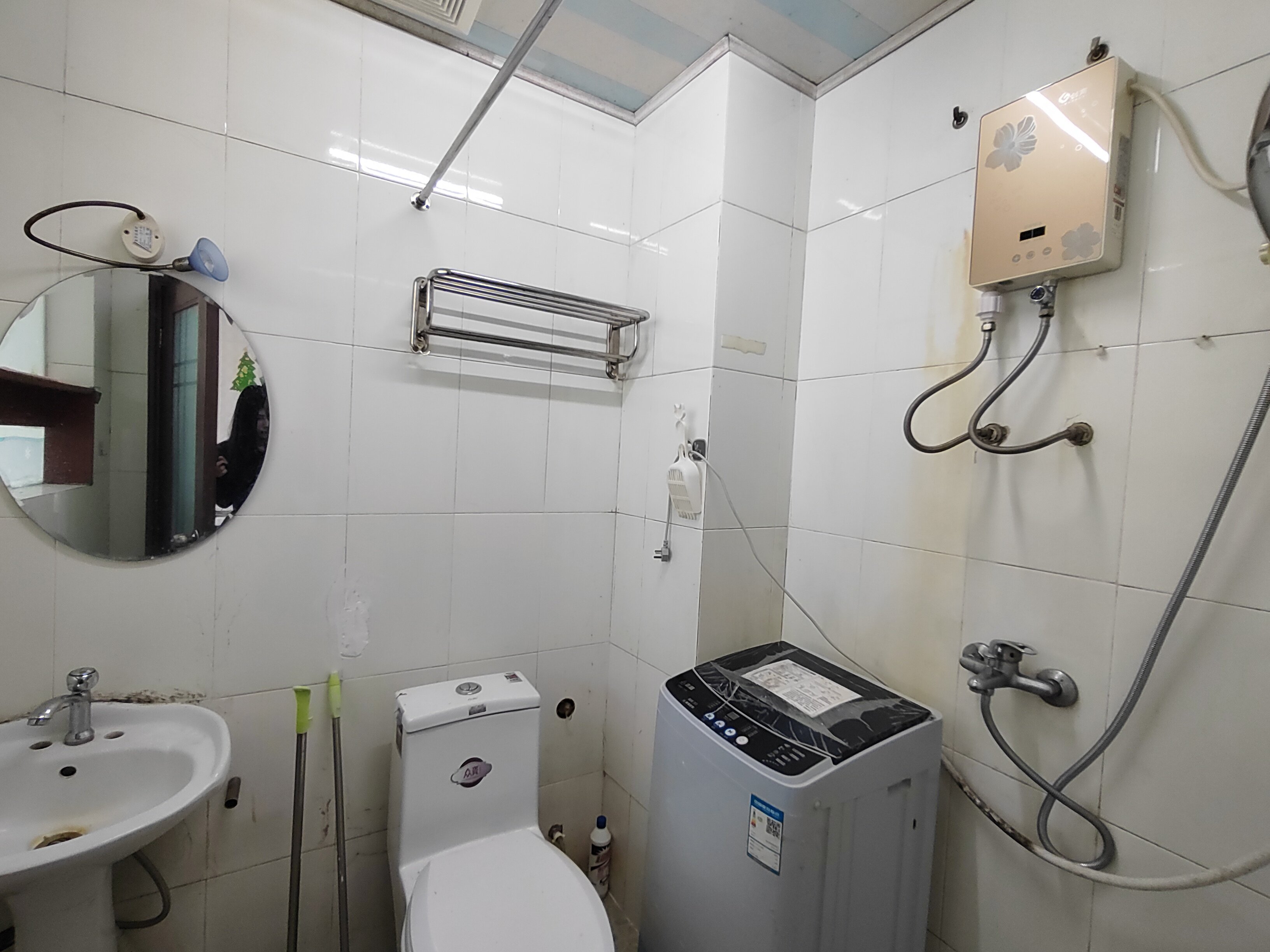 滨海新都 1室0厅1卫 1000.0元/月 滨海新都 1室0厅1卫 1000.0元/月室内图