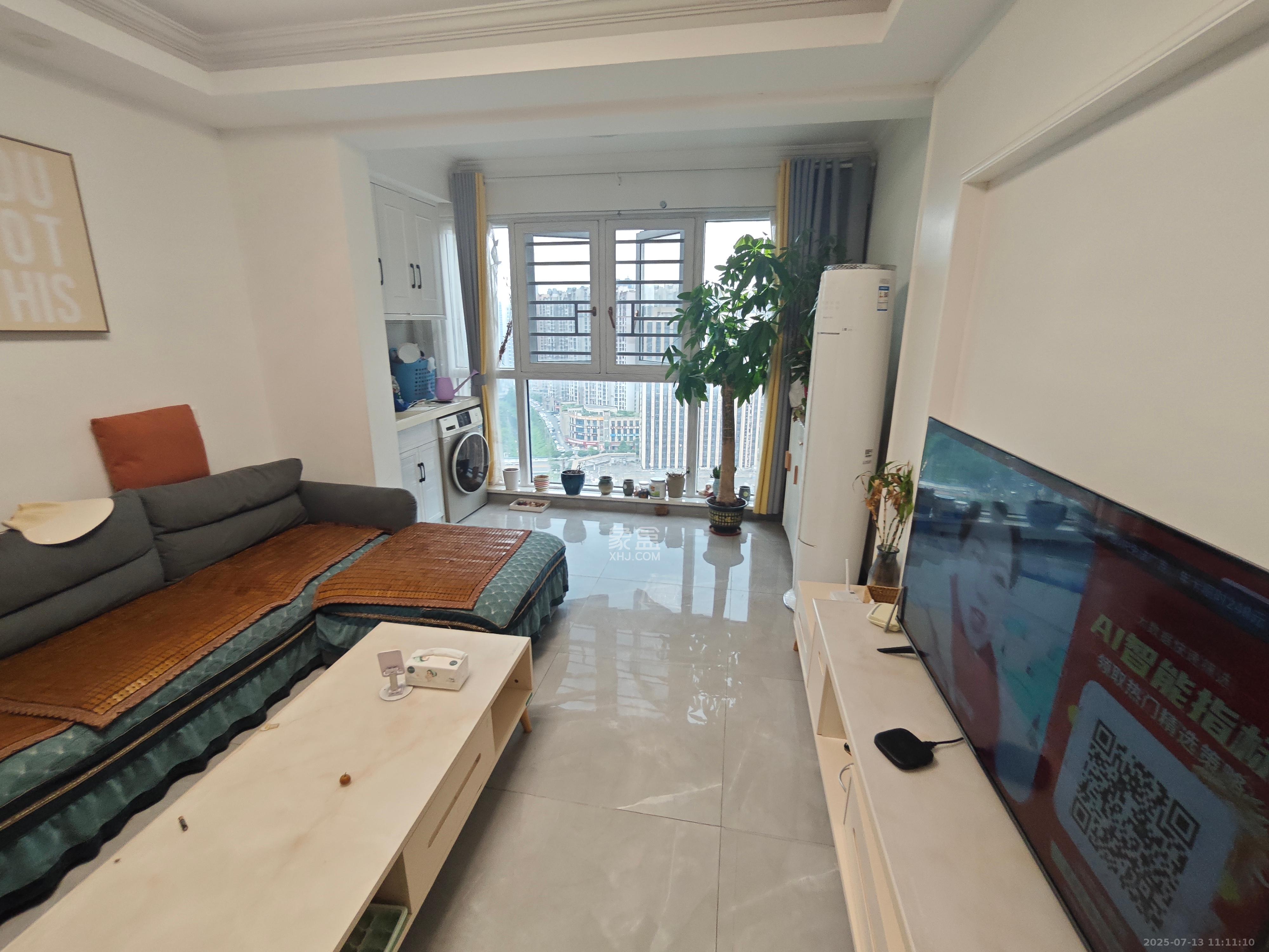 今时艺苑 3室2厅1卫 2500.0元/月 今时艺苑 3室2厅1卫 2500.0元/月室内图