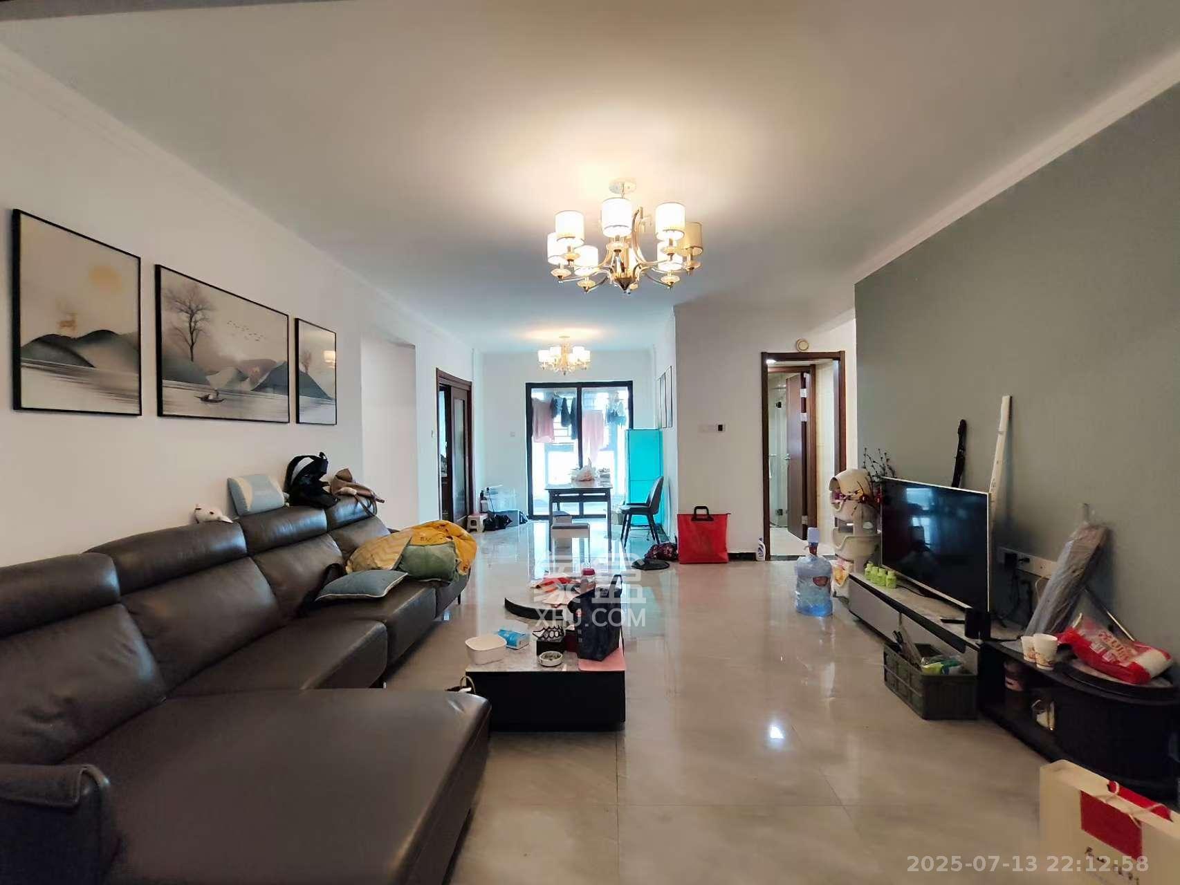 万润滨江天著 4室2厅2卫 3000.0元/月 万润滨江天著 4室2厅2卫 3000.0元/月室内图