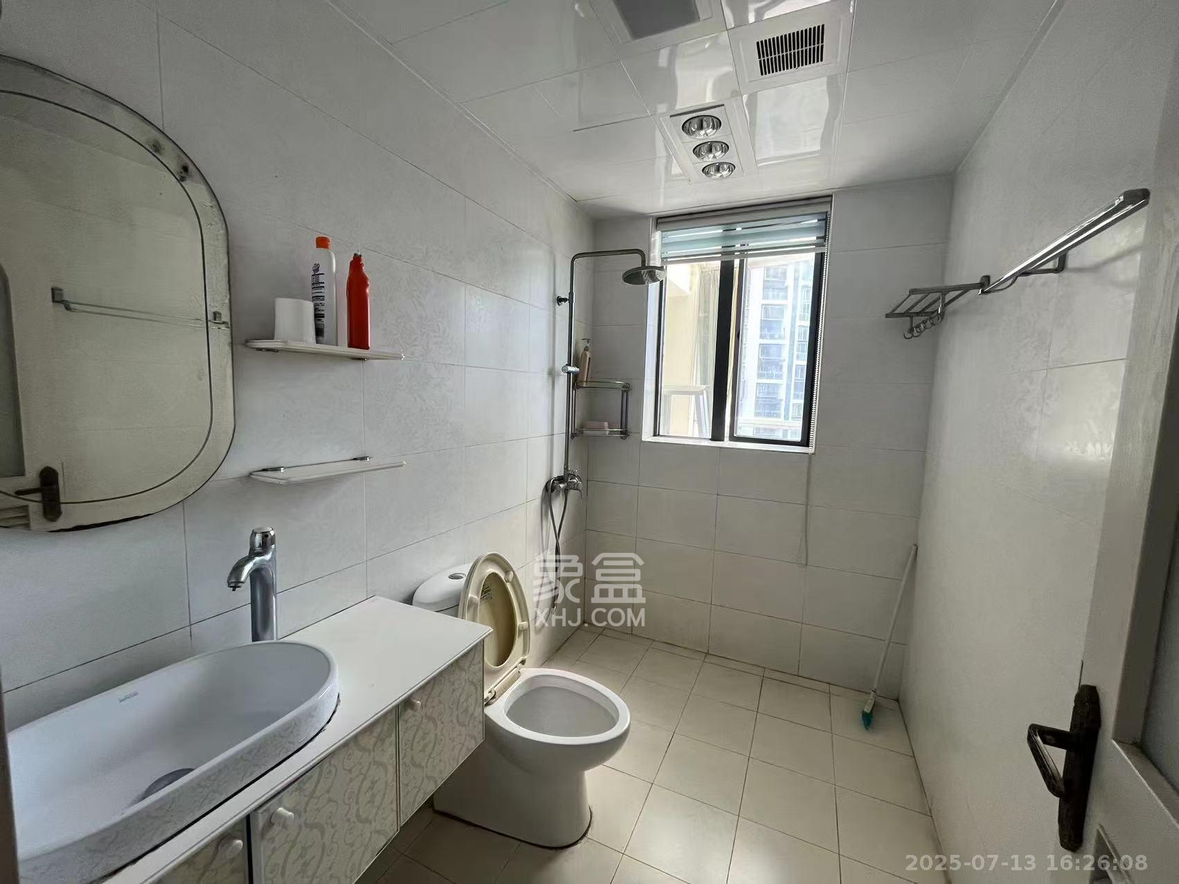 美林银谷 1室2厅2卫 3000.0元/月 美林银谷 1室2厅2卫 3000.0元/月室内图