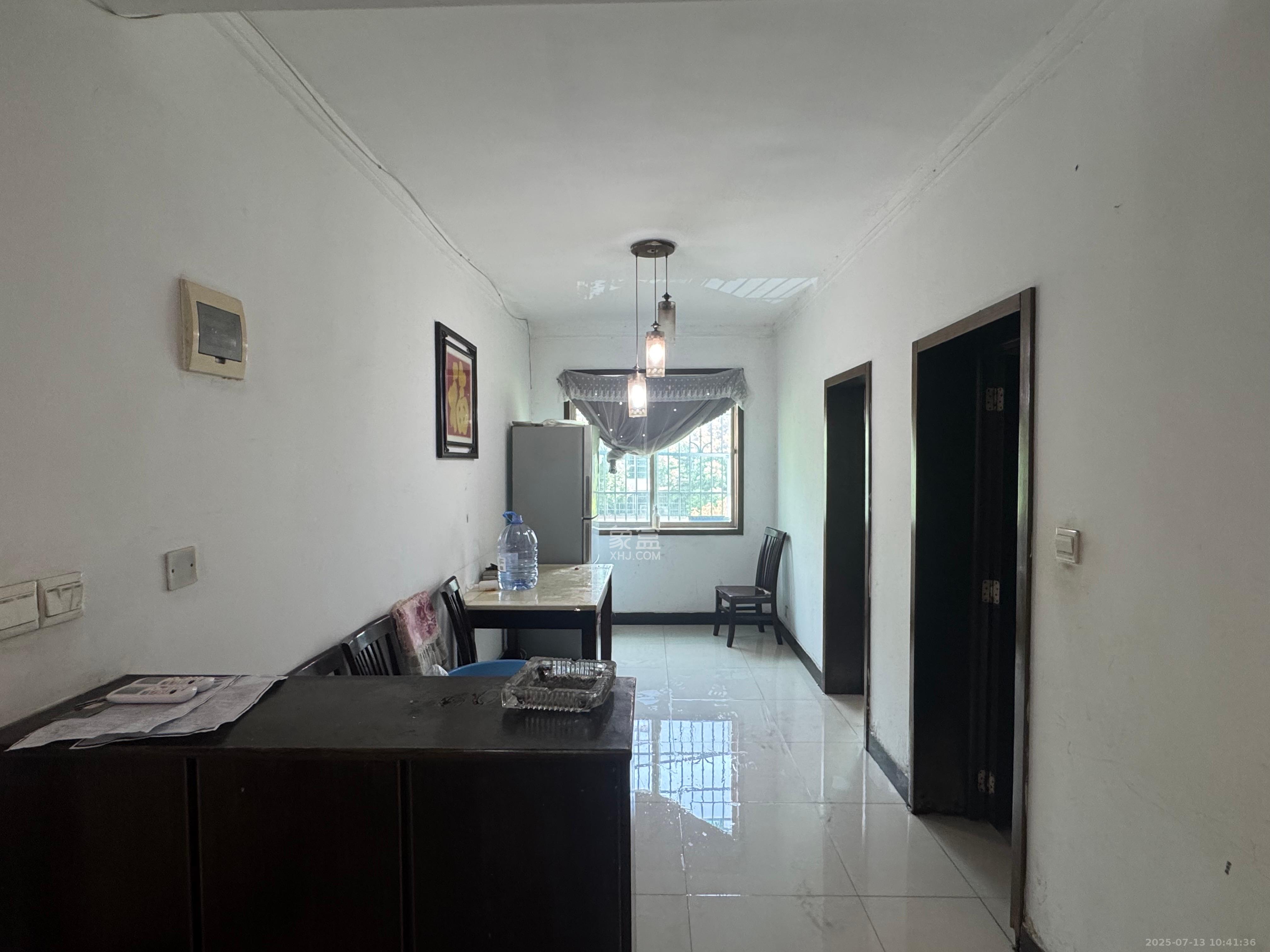 中南汽车世界  2室1厅1卫    1250.0元/月 中南汽车世界  2室1厅1卫    1250.0元/月室内图